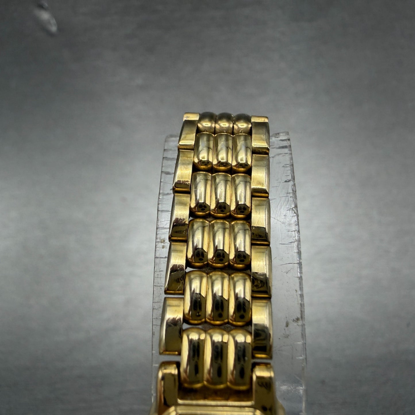 Seiko tank Watch Women 12mm Champagne Dial Gold Tone 2e20-6389 New Battery GY74
