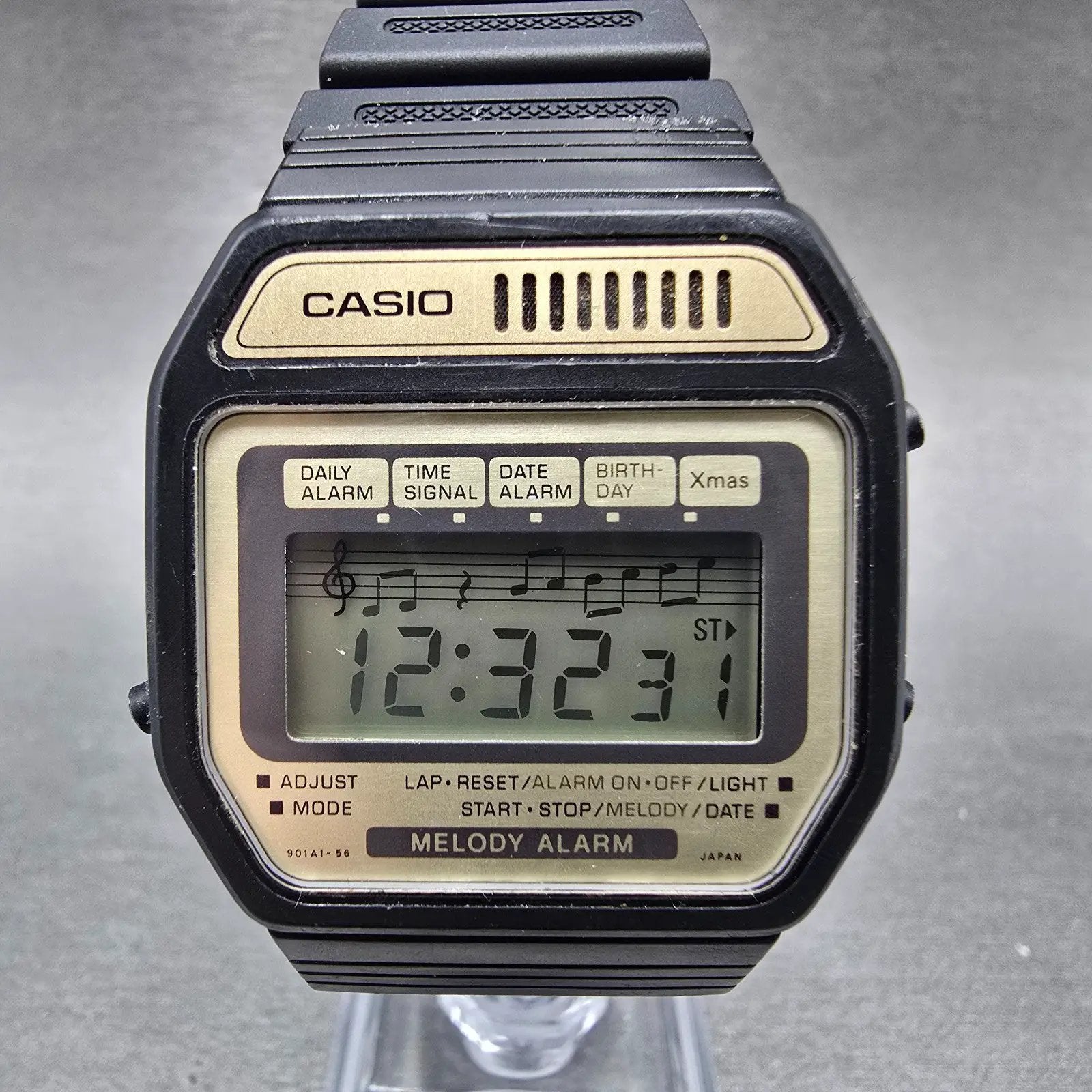 Casio Melody Alarm Watch Men 35mm Gold Dial Black Tone Octagon 82H108 New Batt0