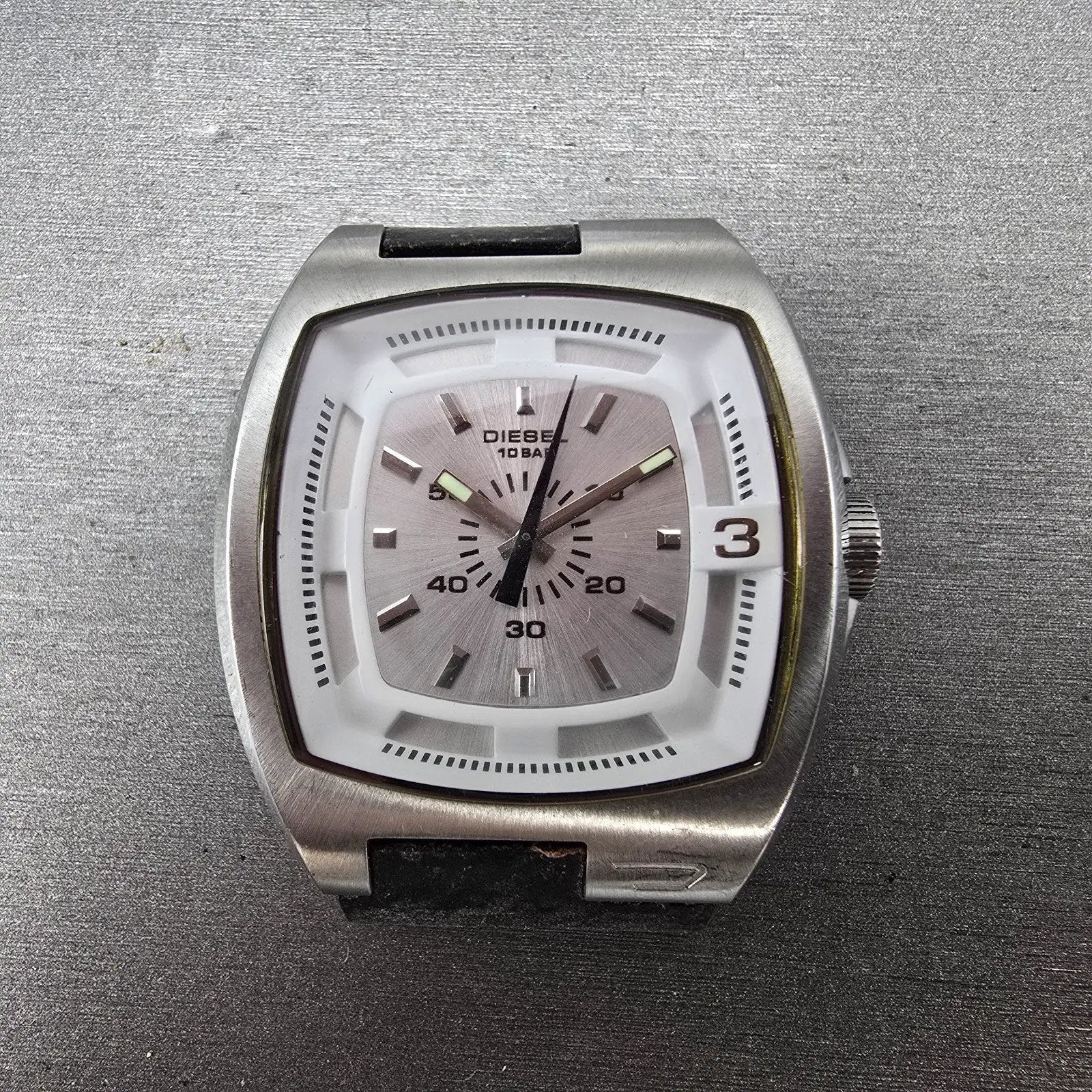 Diesel Watch Men 40mm Silver Dial Silver Tone Rectangle DZ-1100 PARTS0