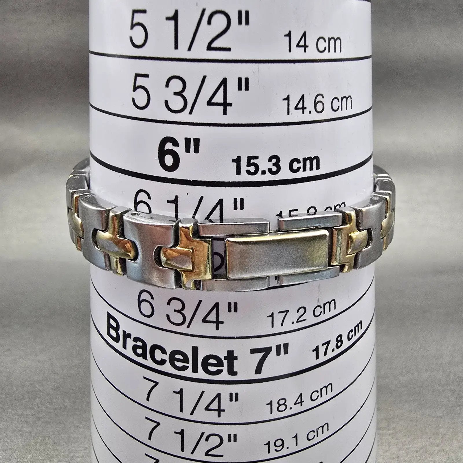 Citizen Watch Women 17mm Silver Dial Two Tone Oval 5930-S004578 New Battery VTG9