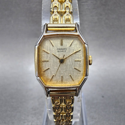 Seiko Tank Watch Women 19mm Champagne Dial Gold Tone 14215660 New Battery0