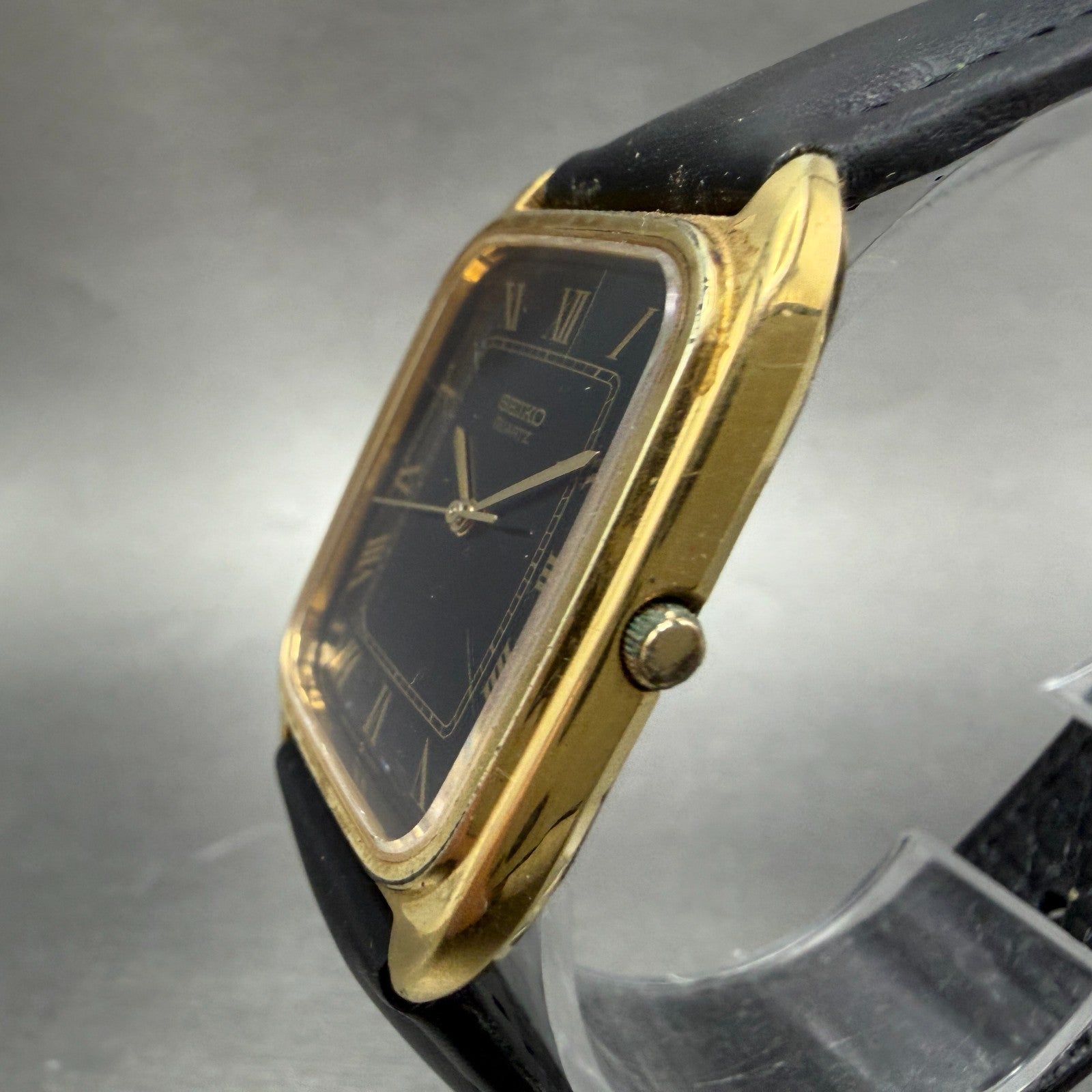 Seiko Watch Men 28mm Black Dial Gold Tone Rectangle 9021-5170 New Battery VTG2
