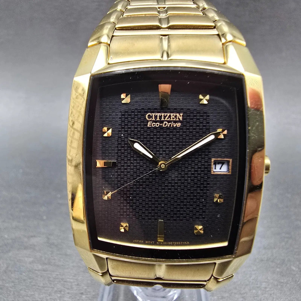 Citizen Eco-Drive Tank Watch Men 31mm Black Dial Gold Date E111-S049369 Runs RT0
