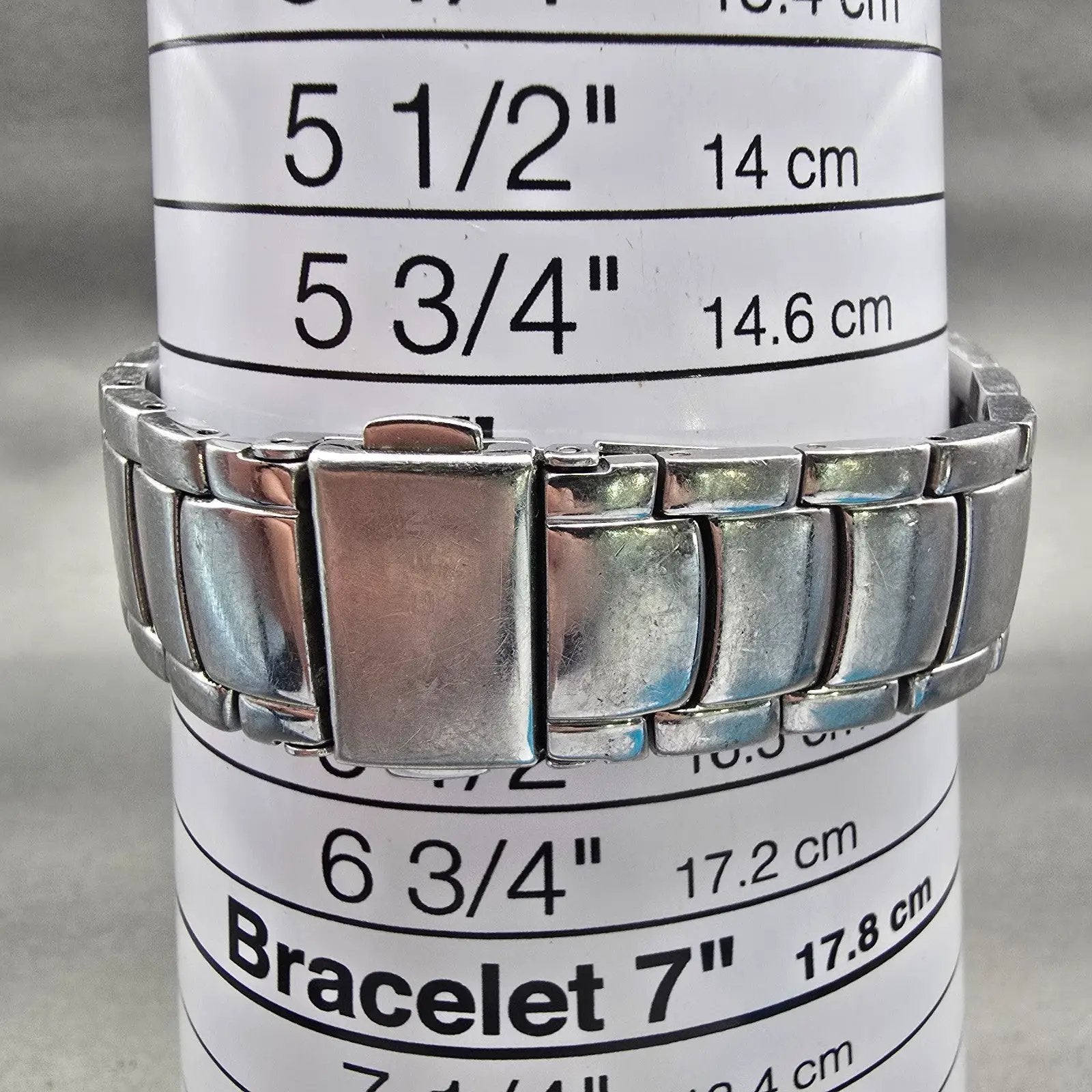 Skagen Watch Women 32mm MOP Dial Silver Tone Crystals Round 644LSSX1 New Battery9