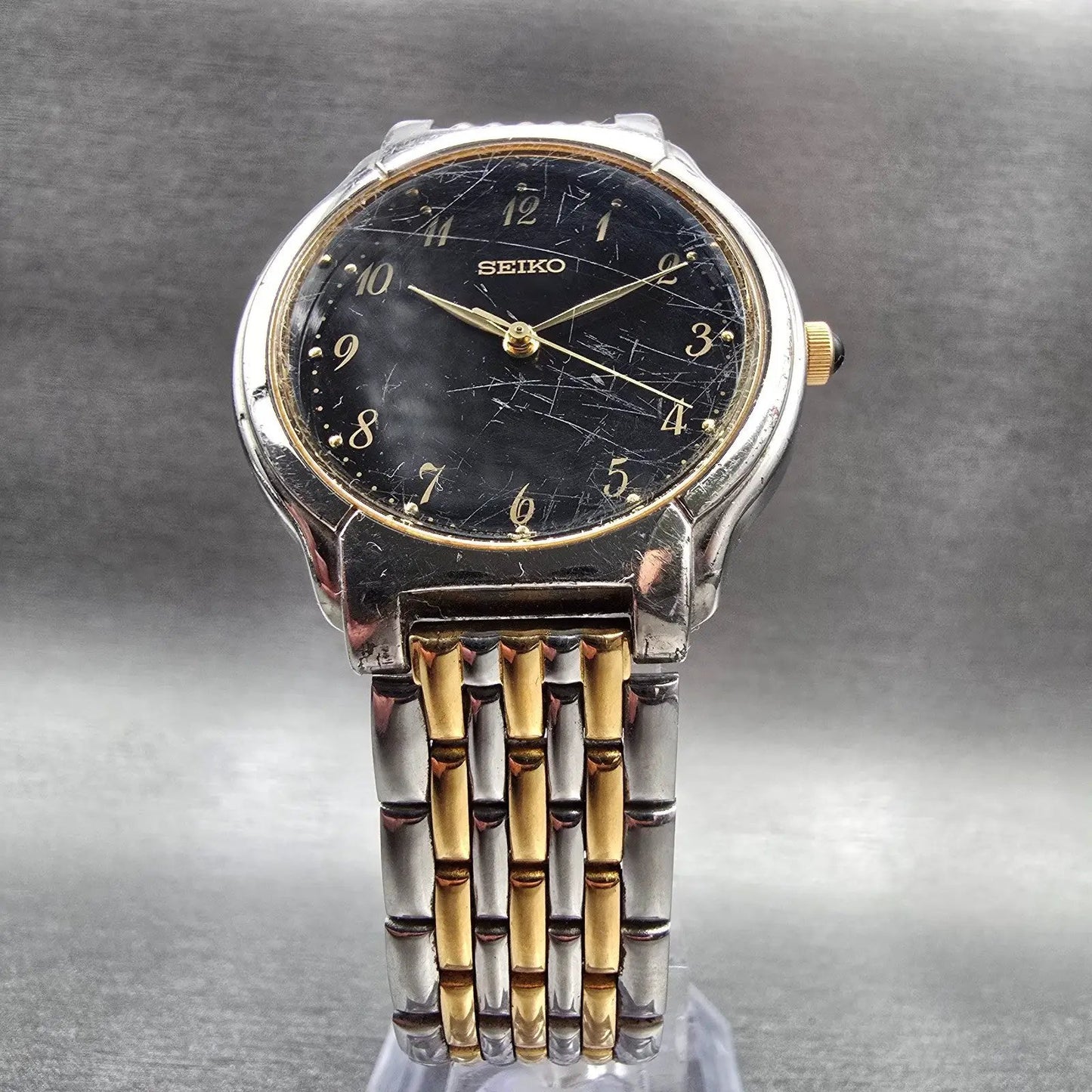 Seiko Watch Men 32mm Black Dial Two Tone Round V701-2B70 New Battery Vintage5