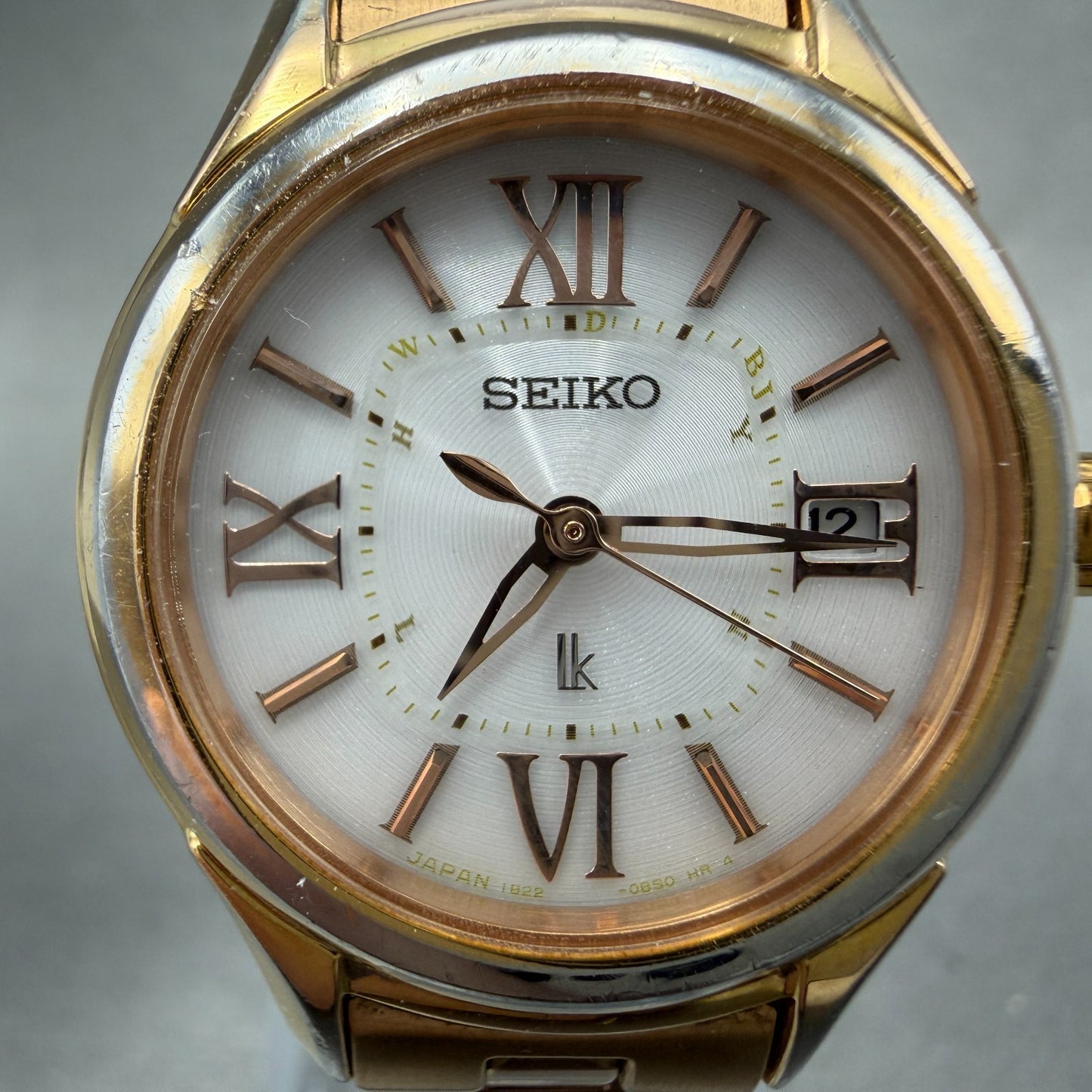 Seiko Lukia Solar Watch Women 27mm White Dial  Rose Gold Date 1B22-0AS0 Runs1
