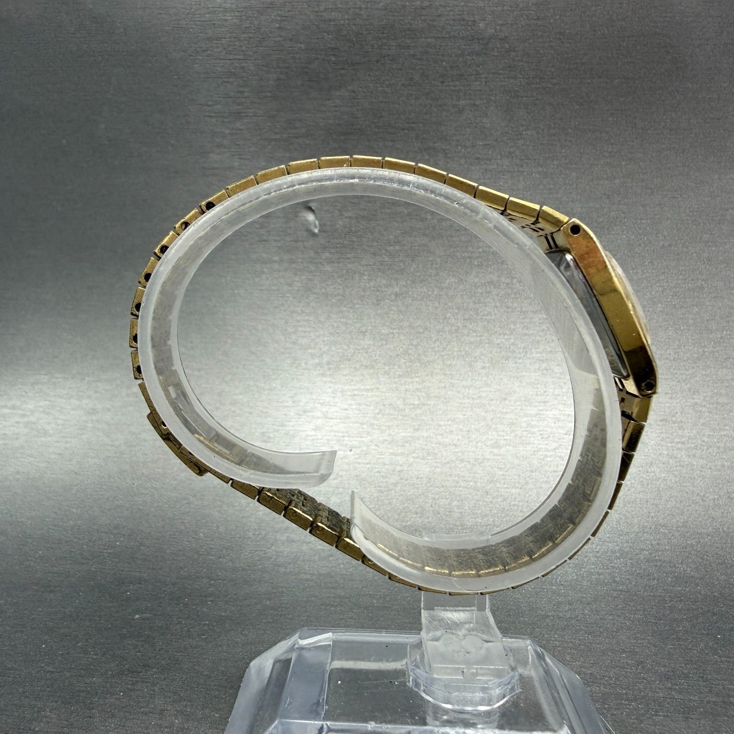 Seiko Watch Women 16mm Silver Dial Gold Tone Rectangle 1400-7509 New Battery8