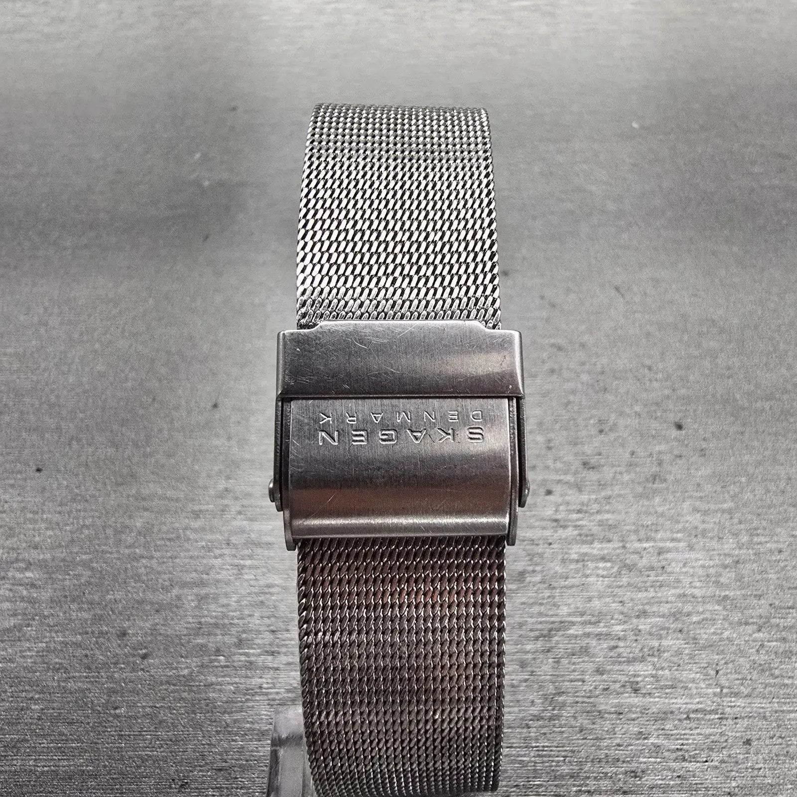 Skagen Watch Women 26mm MOP Dial Silver Tone Gemmed 566XSSS New Battery7