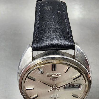 Seiko 5 DX Watch Men 36mm Silver Dial Steel Daydate Round Automatic Runs4