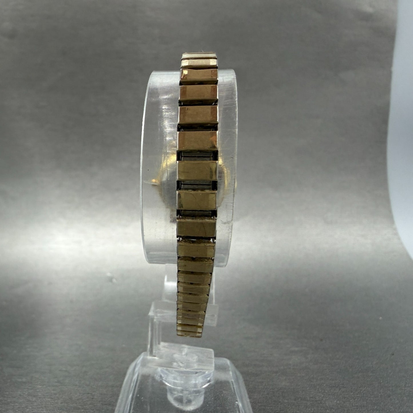 Bulova Watch Women 24mm Champagne Dial Gold Tone Round 84363 New Battery7