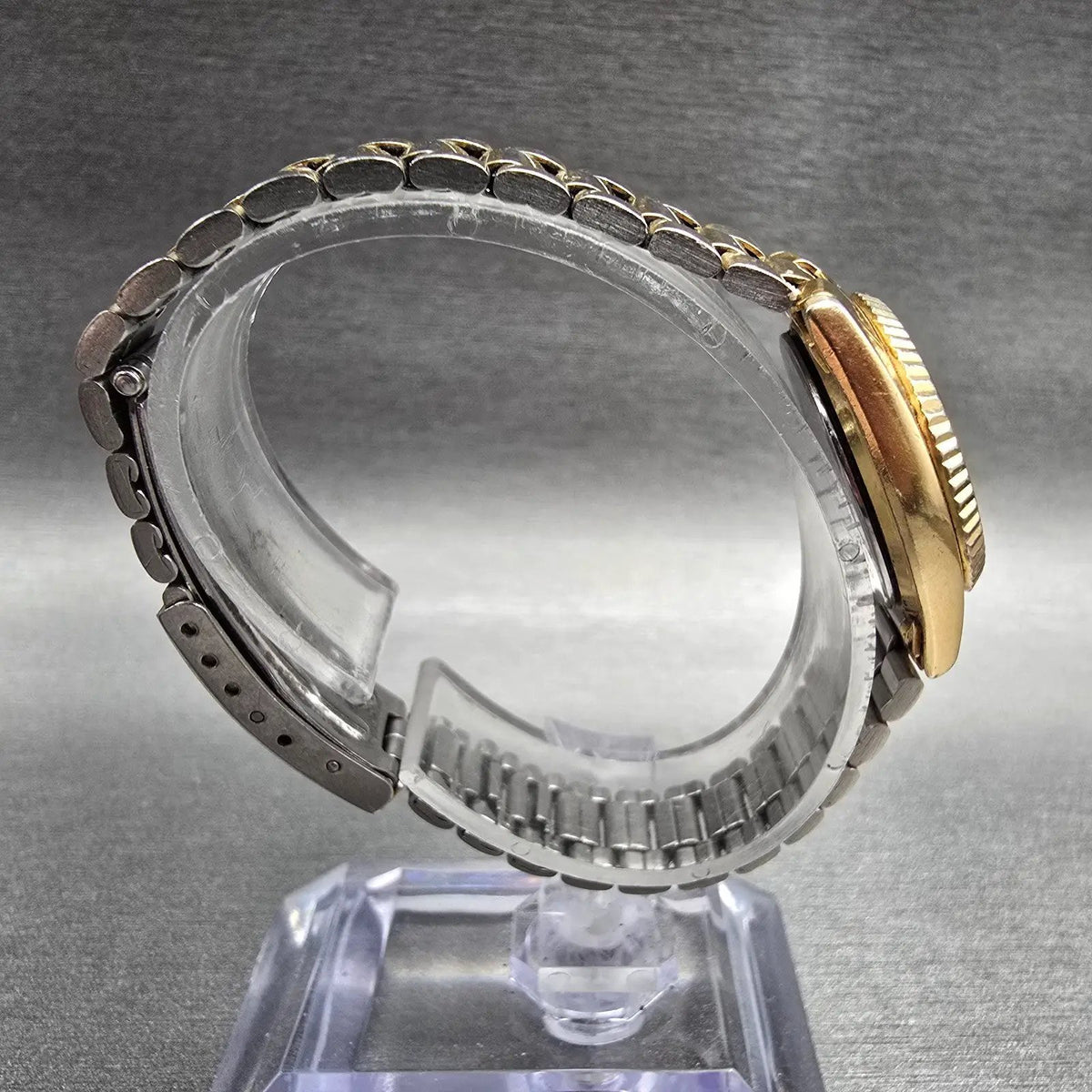Seiko SQ Watch Women 23mm Gold Dial Gold Daydate Round 2A23-0039 New Battery JP28
