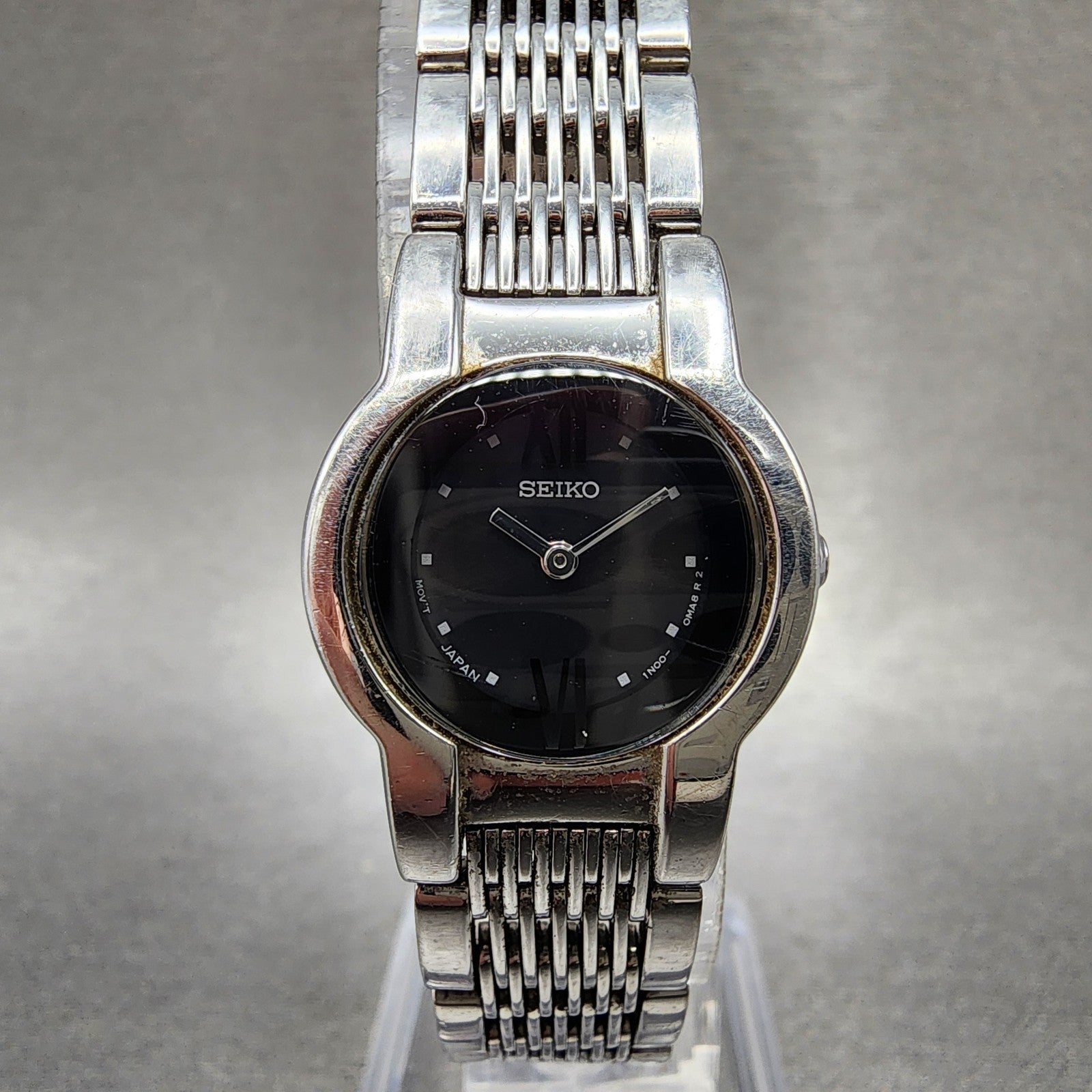 Seiko Watch Women 20mm Black Dial Silver Tone Round 1n000hm0 New Battery0