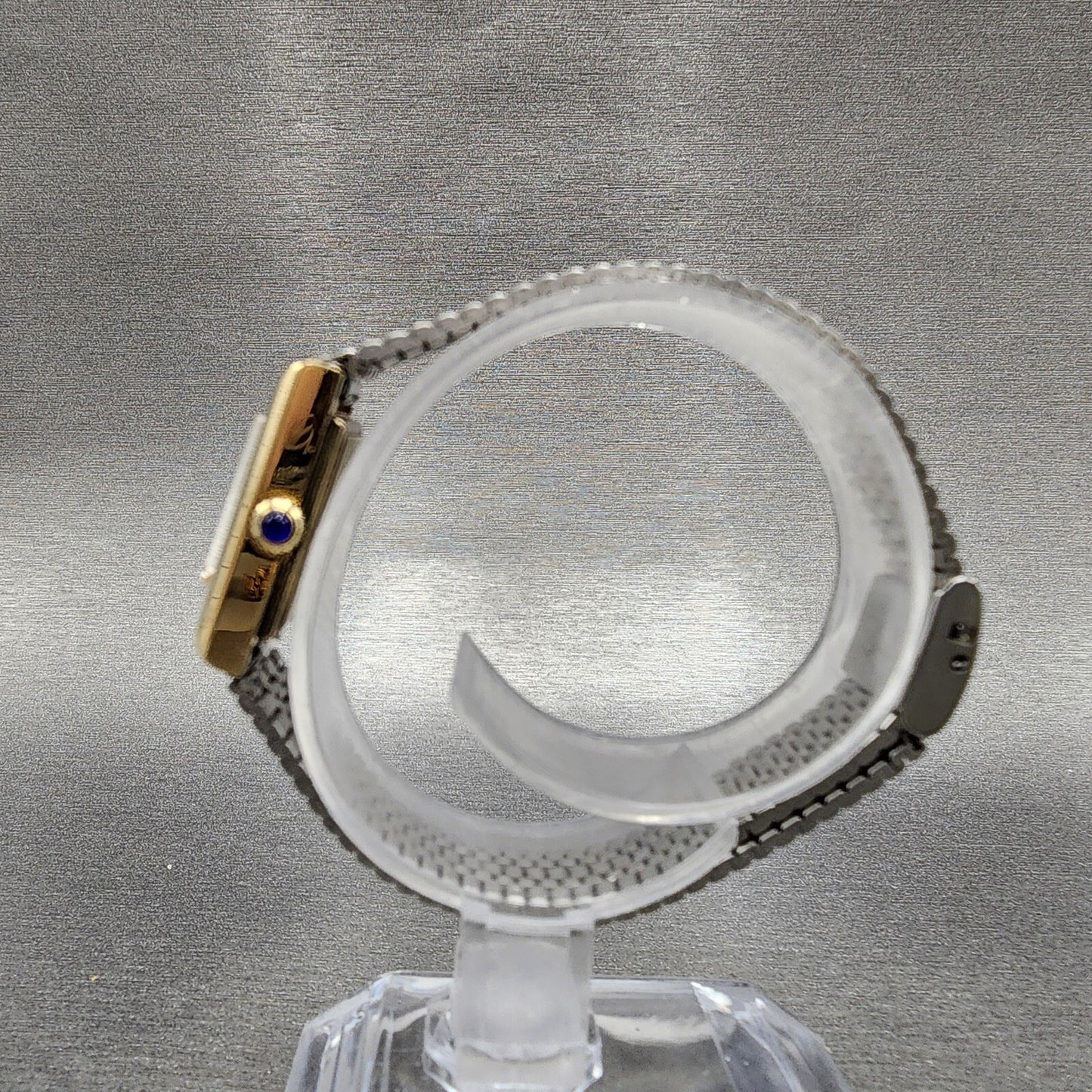 VTG Bulova Tank Watch Women 16mm White Dial Gold Tone Manual Wind Runs6