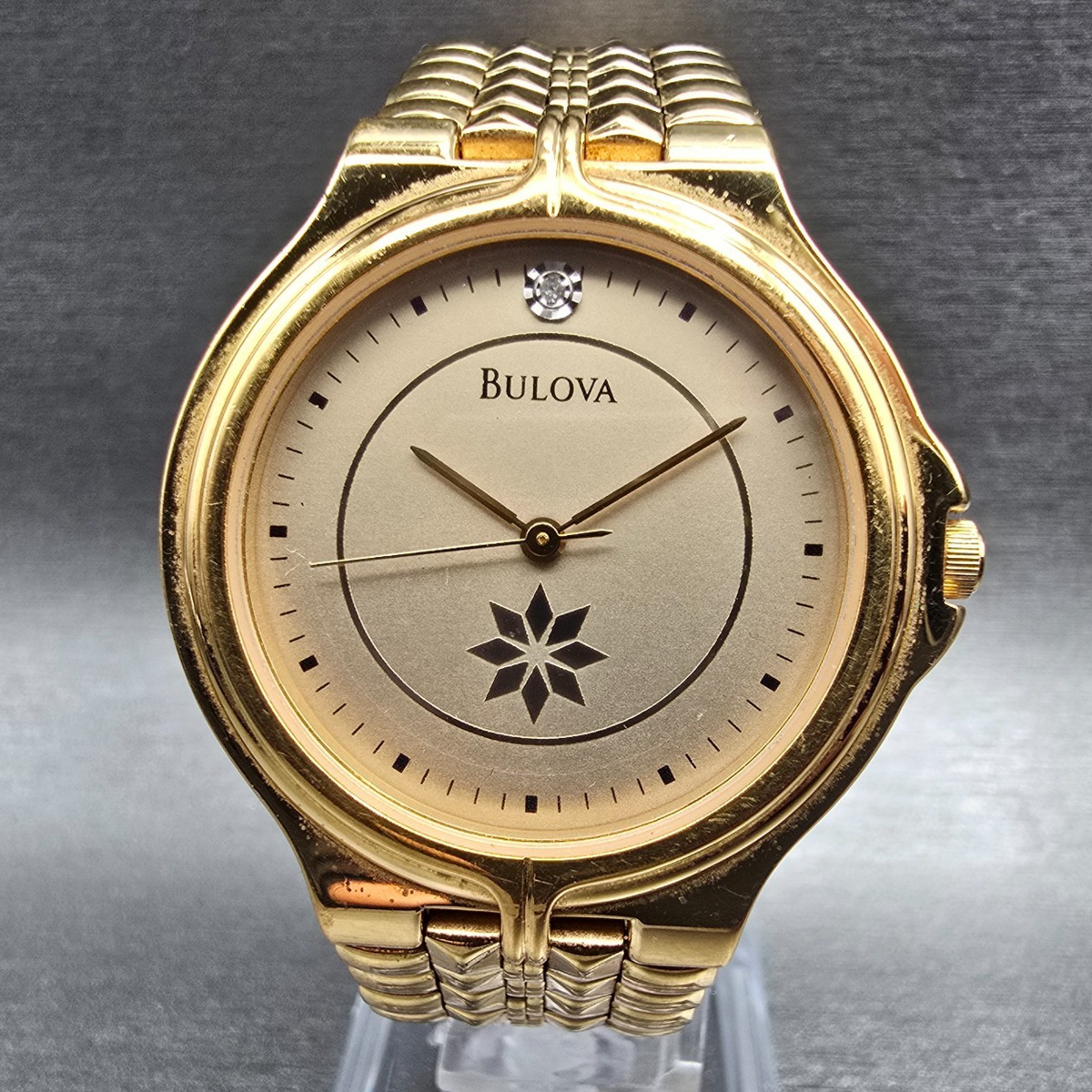 Bulova Watch Men 35mm Champagne Dial Gold Tone Diamond Accent Round New Battery0