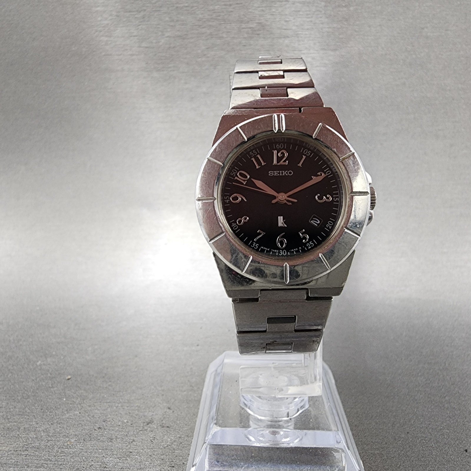 Seiko Watch Women 28mm Black Dial Silver Tone Date 7N820620  Lukia  New Battery4
