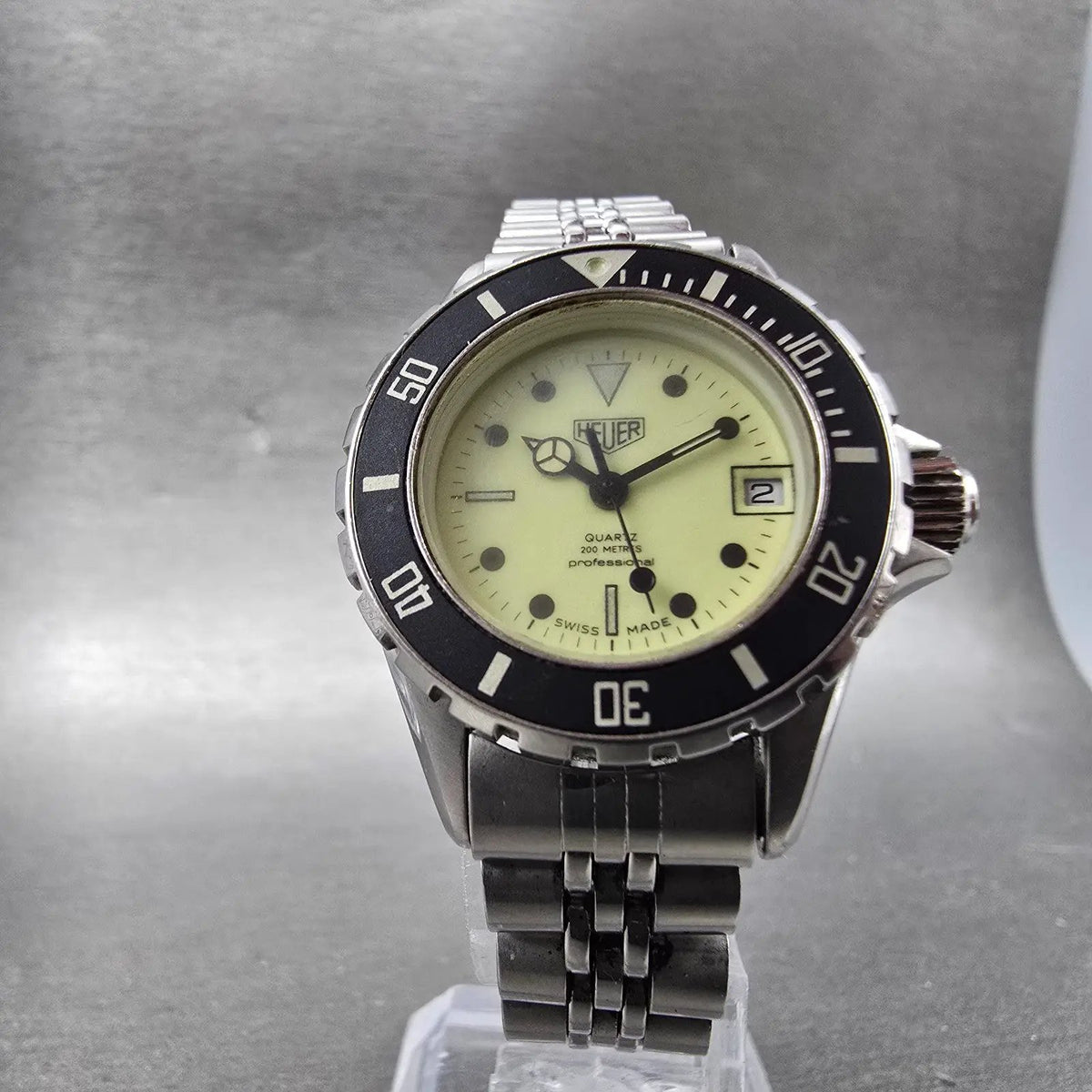 Tag Heuer Professional 1000 Watch Women 28mm Luminous Dial Steel Date New Batt5