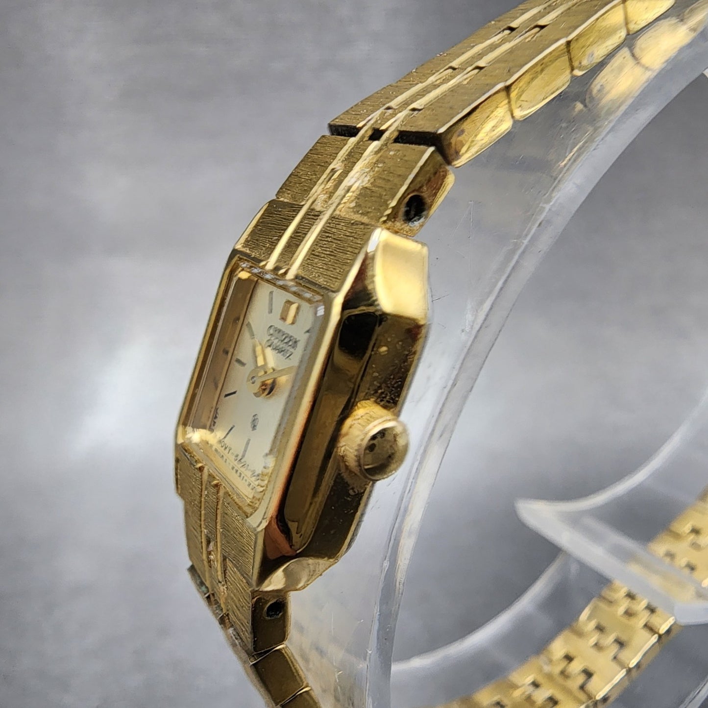 Citizen CQ Tank Watch Women 13mm Champagne Dial Gold Tone Octagon New Battery2