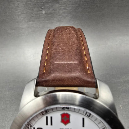 Victorinox Swiss Army Field Watch Men 38mm White Dial Steel Date 24980 PARTS5