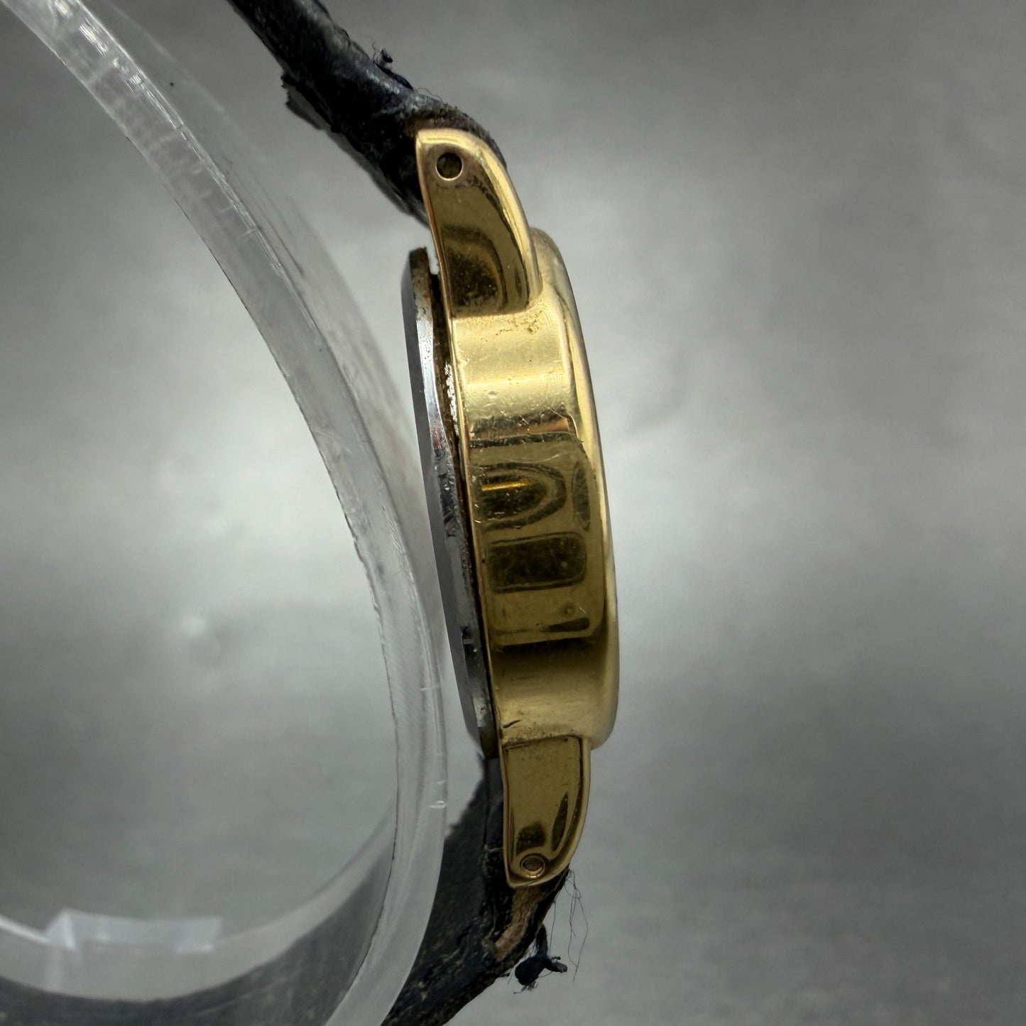 Seiko Watch Women 22mm White Dial Gold Tone Round 2P21-0A20 New Battery VTG HG53