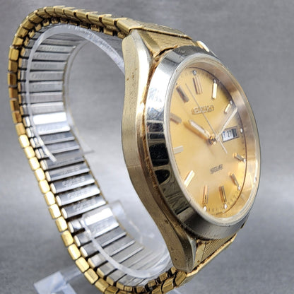 Seiko Solar Watch Men 37mm Champagne Dial Gold Tone Daydate V1580ab0 Runs3