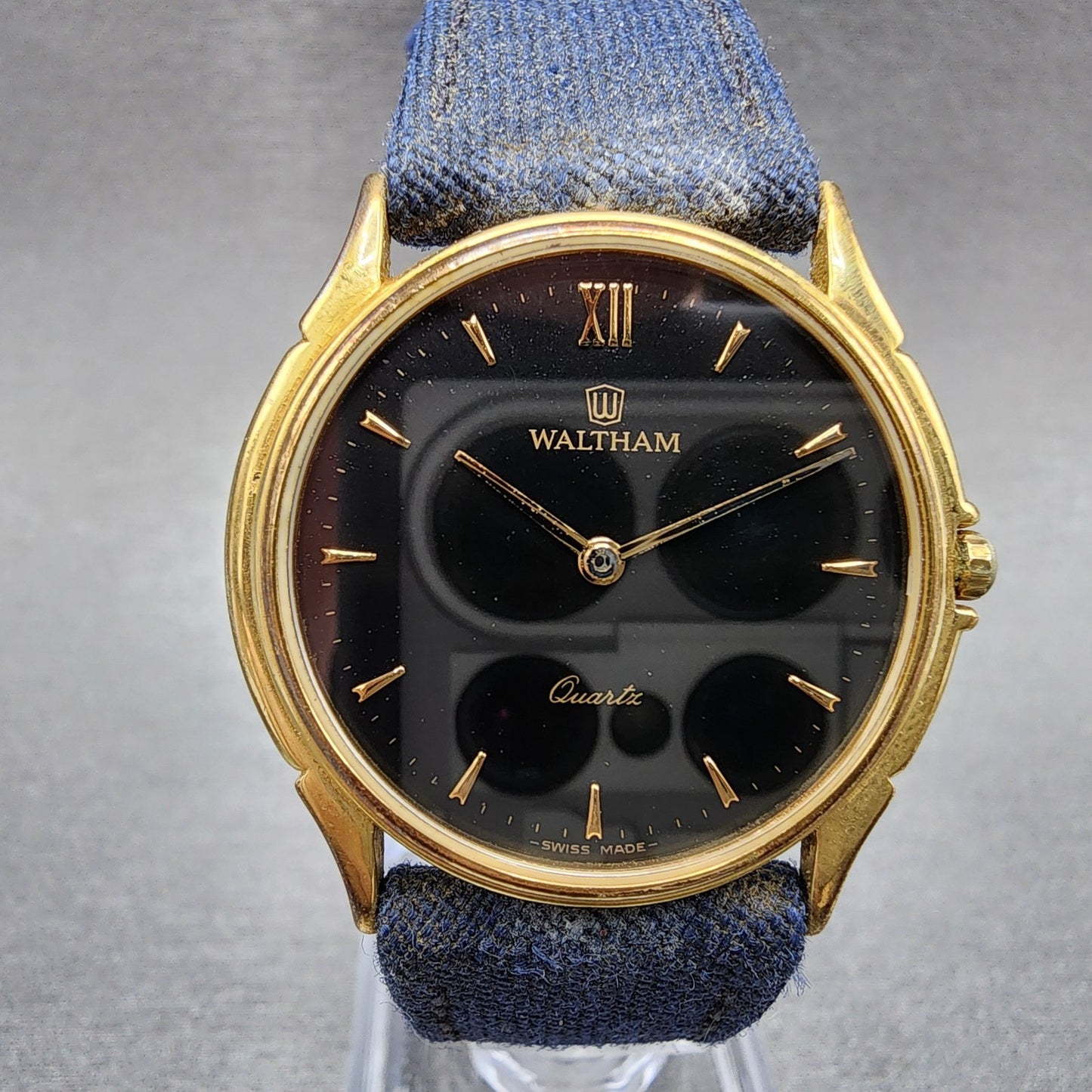 Waltham Watch Women 31mm Black Dial Gold Tone Round 26207 Vintage New Battery0