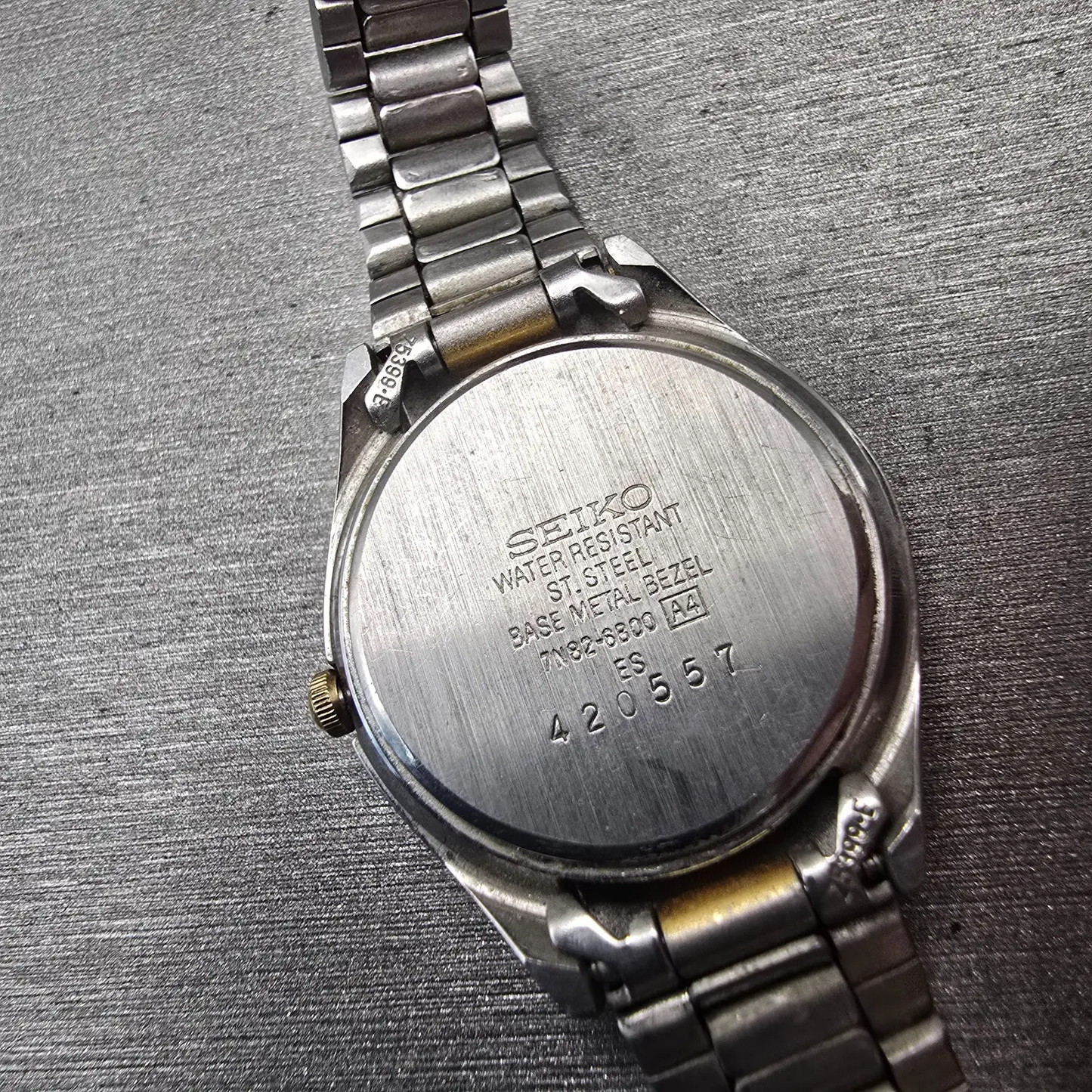 Seiko Watch Women 27mm Silver Dial Two Tone Date Round 7N82-6B00 New Battery VTG10