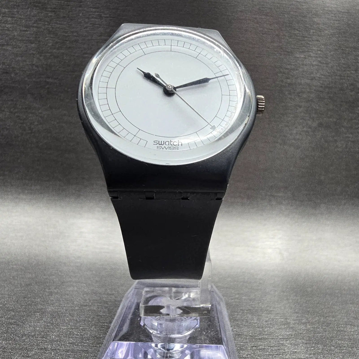 Swatch INC Watch Men 34mm White Dial Black Tone Round GA103 New Battery5