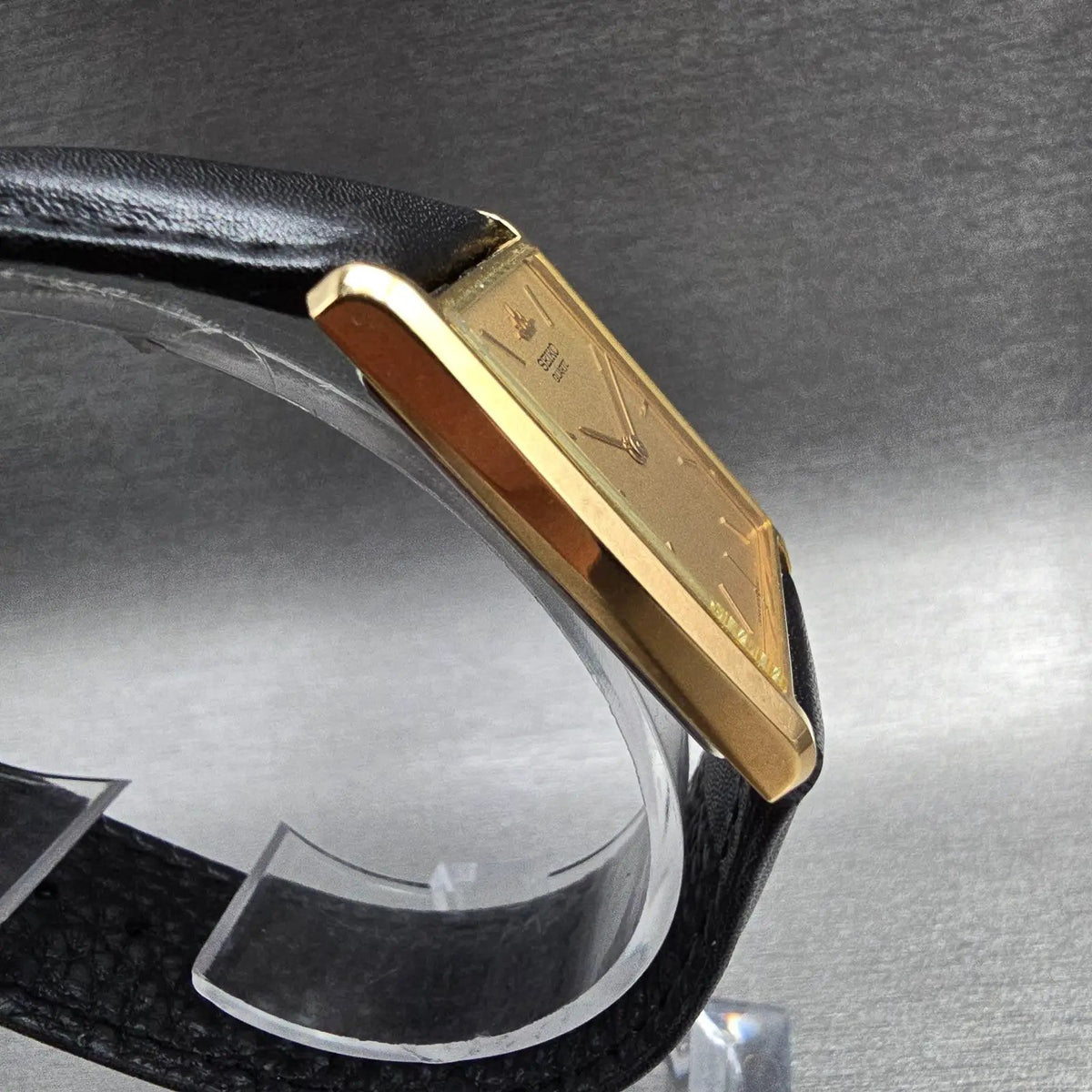 Seiko Tank Watch Men 25mm Gold Dial Gold Rectangle 5Y30-5060 New Battery JP VTG3