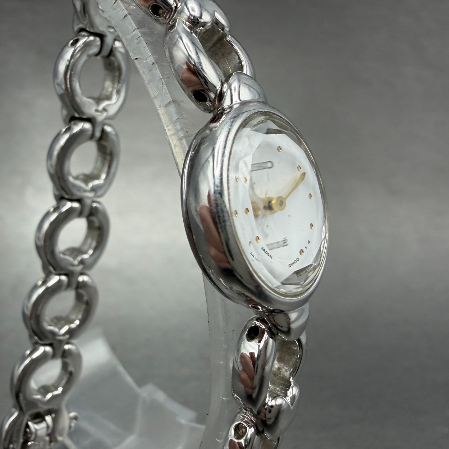 Seiko Tisse Watch Women 18mm White Dial Silver Tone Hearts 1F20-1B20 New Batt F43