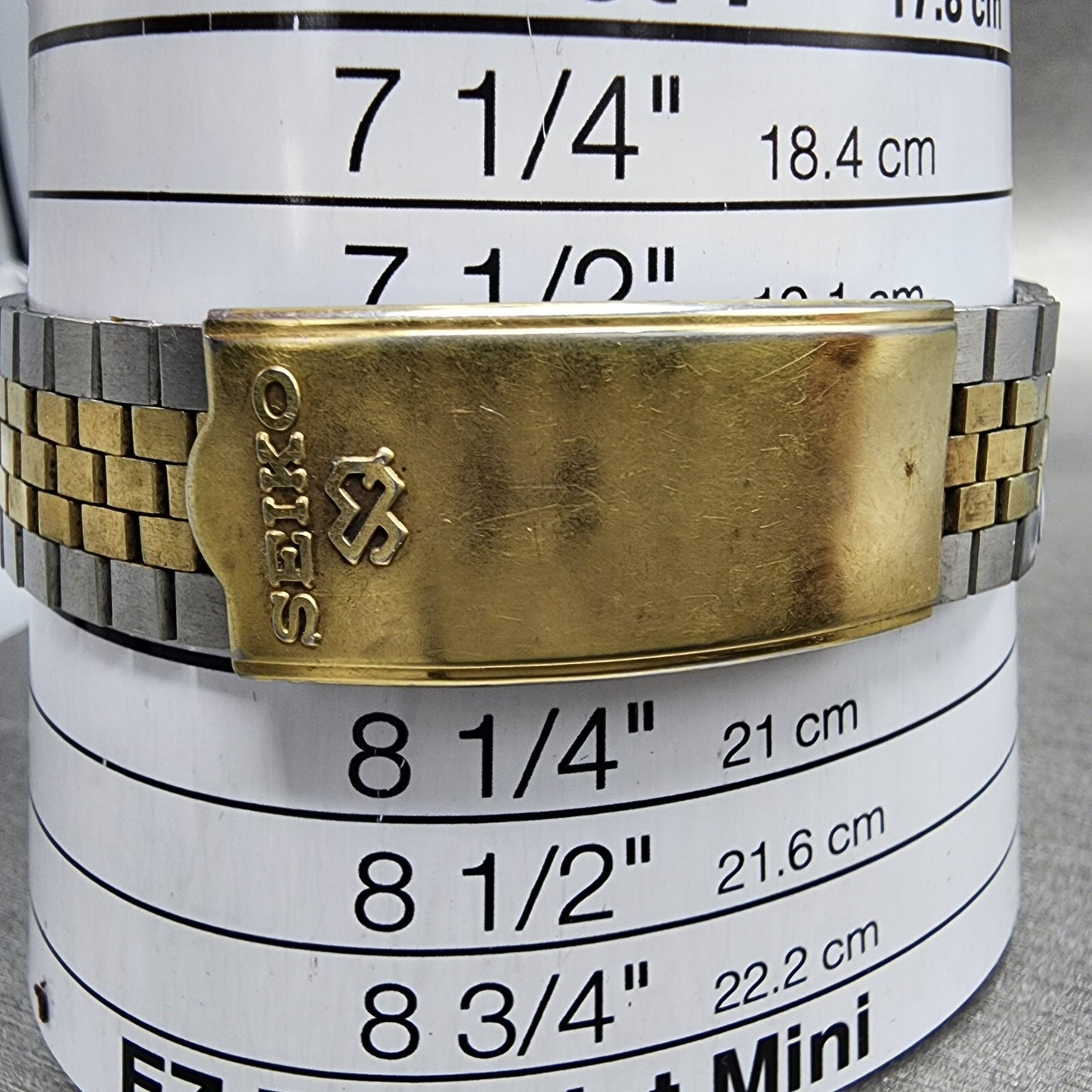 Seiko SQ Watch Men 35mm Cream Dial Two Tone Daydate Round 7123-8439 New Battery
