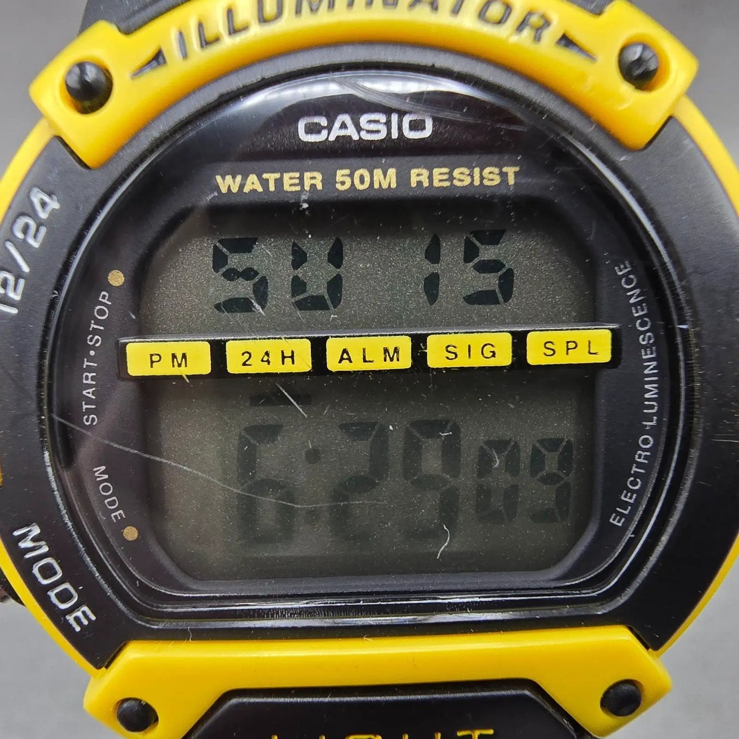 Casio Illuminator W-92H Watch Men 41mm Black Yellow Alarm Chronograph New Batt1