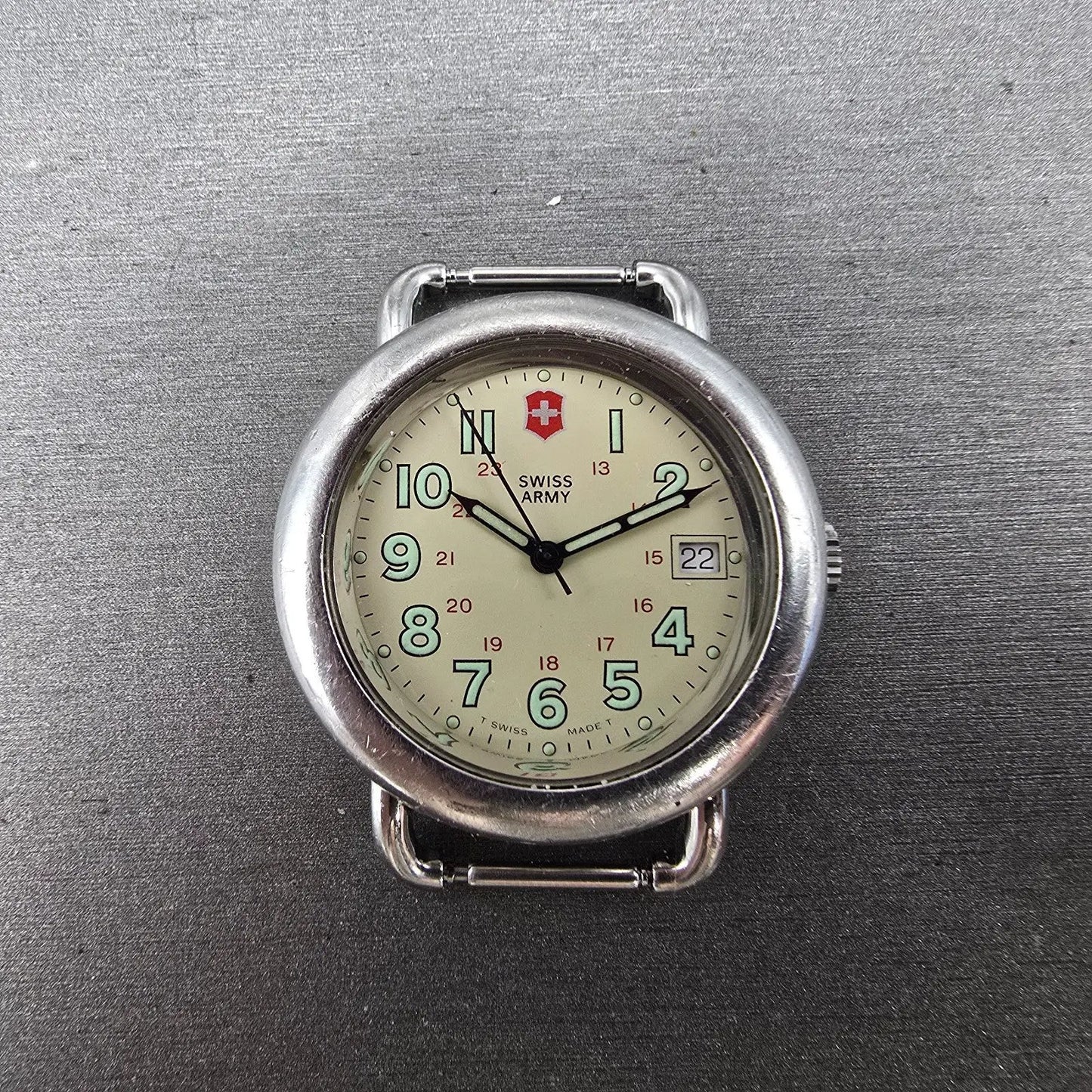 Victorinox Swiss Army Cavalry Watch Men 37mm Cream Dial Silver Tone Date PART KL0