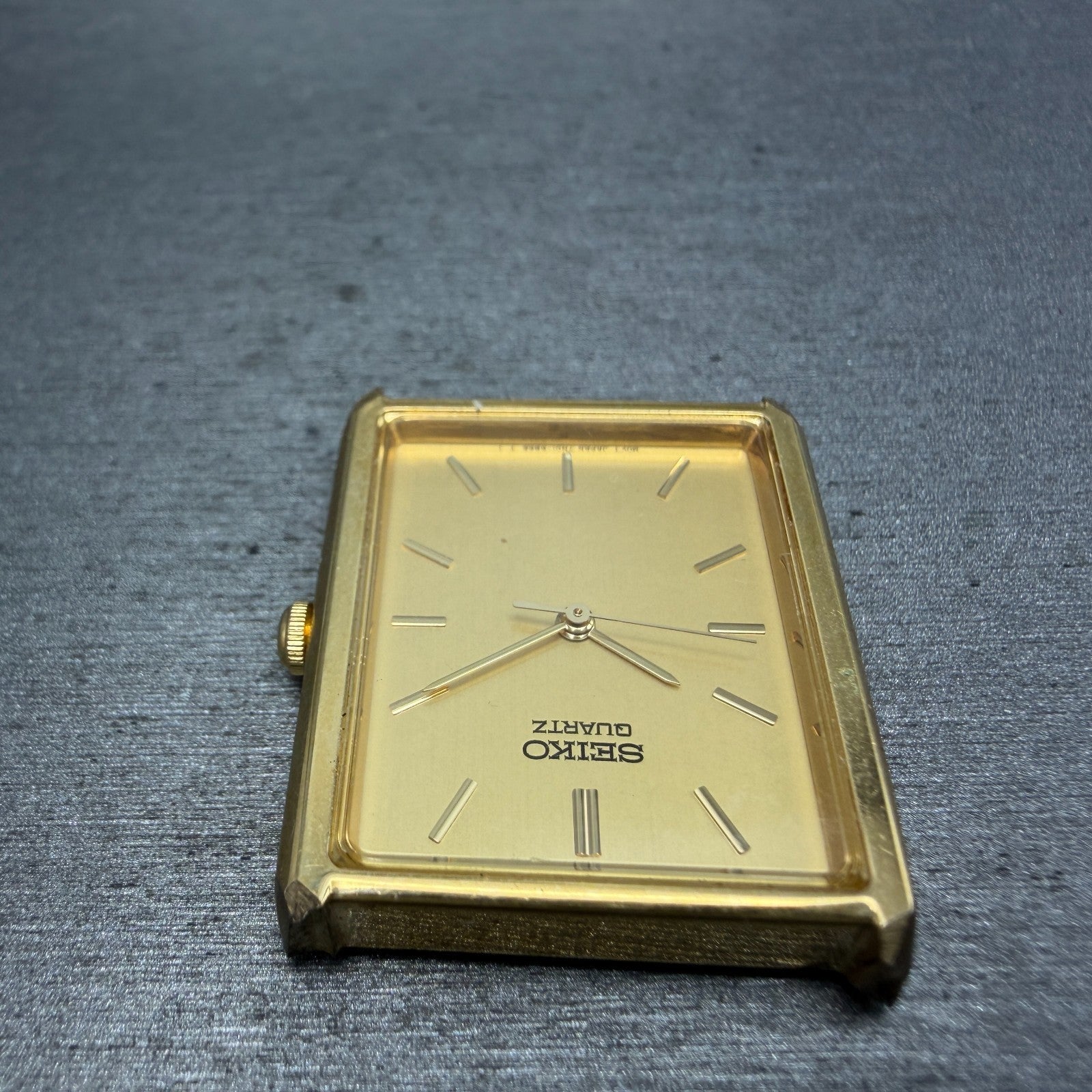 Seiko Tank Watch Men 25mm Champagne Dial Gold Tone Rectangle 7N01-5B40 PARTS5