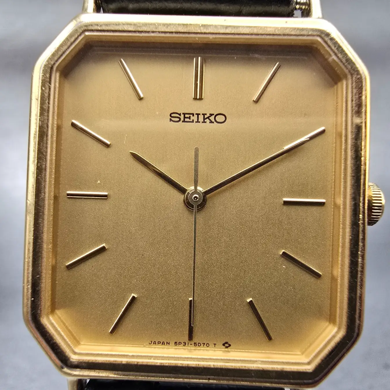 Seiko Watch Men 27mm Gold Dial Gold Tone Rectangle 5P31-5C50 New Battery VTG1