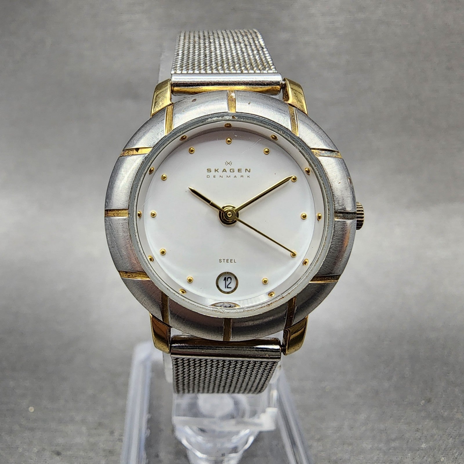 Skagen Watch Women 26mm White Dial Two Tone Round 3SGS Mesh Band New Battery0