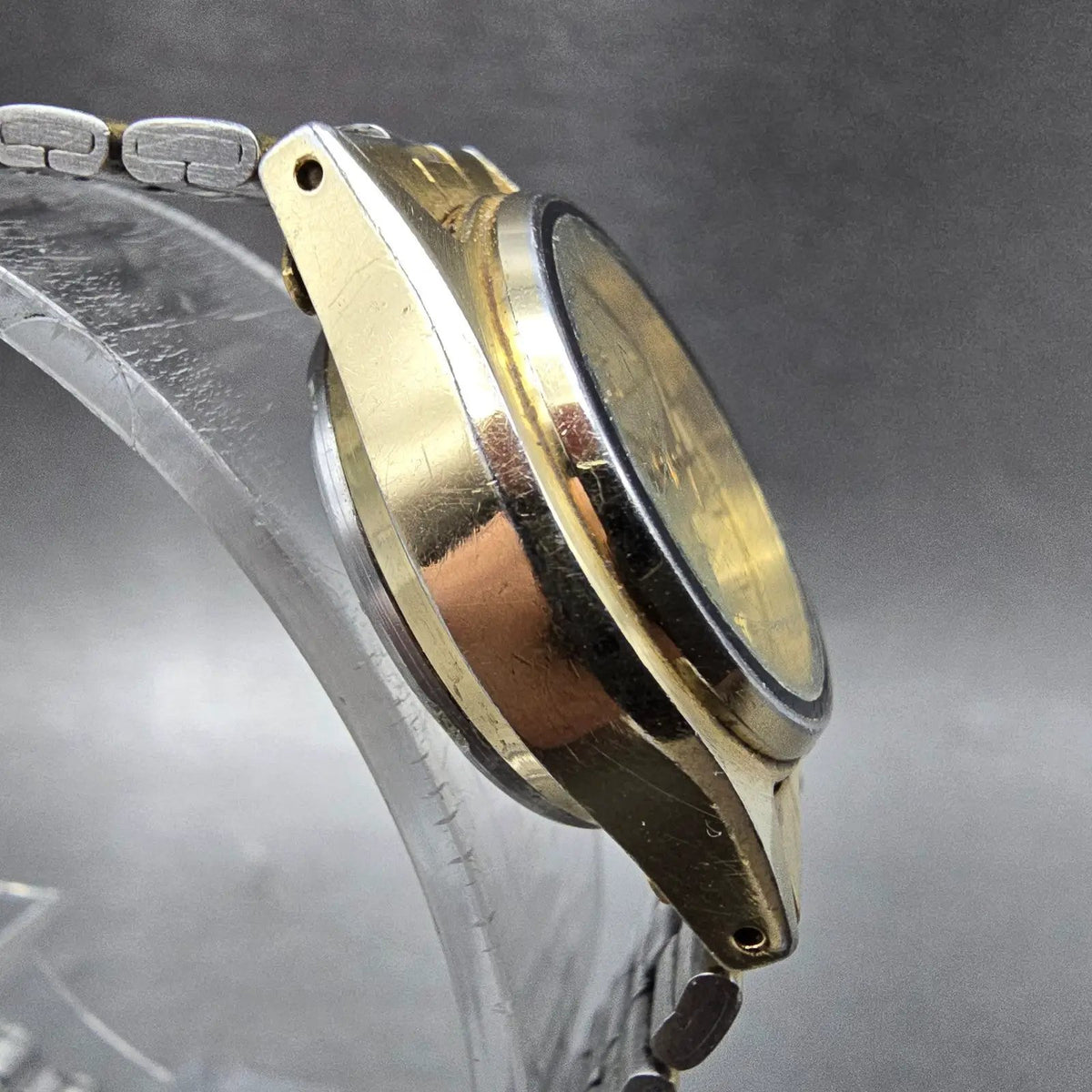 Seiko 5 Automatic Watch Women 25mm Gold Dial Gold Tone Daydate 4206-0491 PARTS4