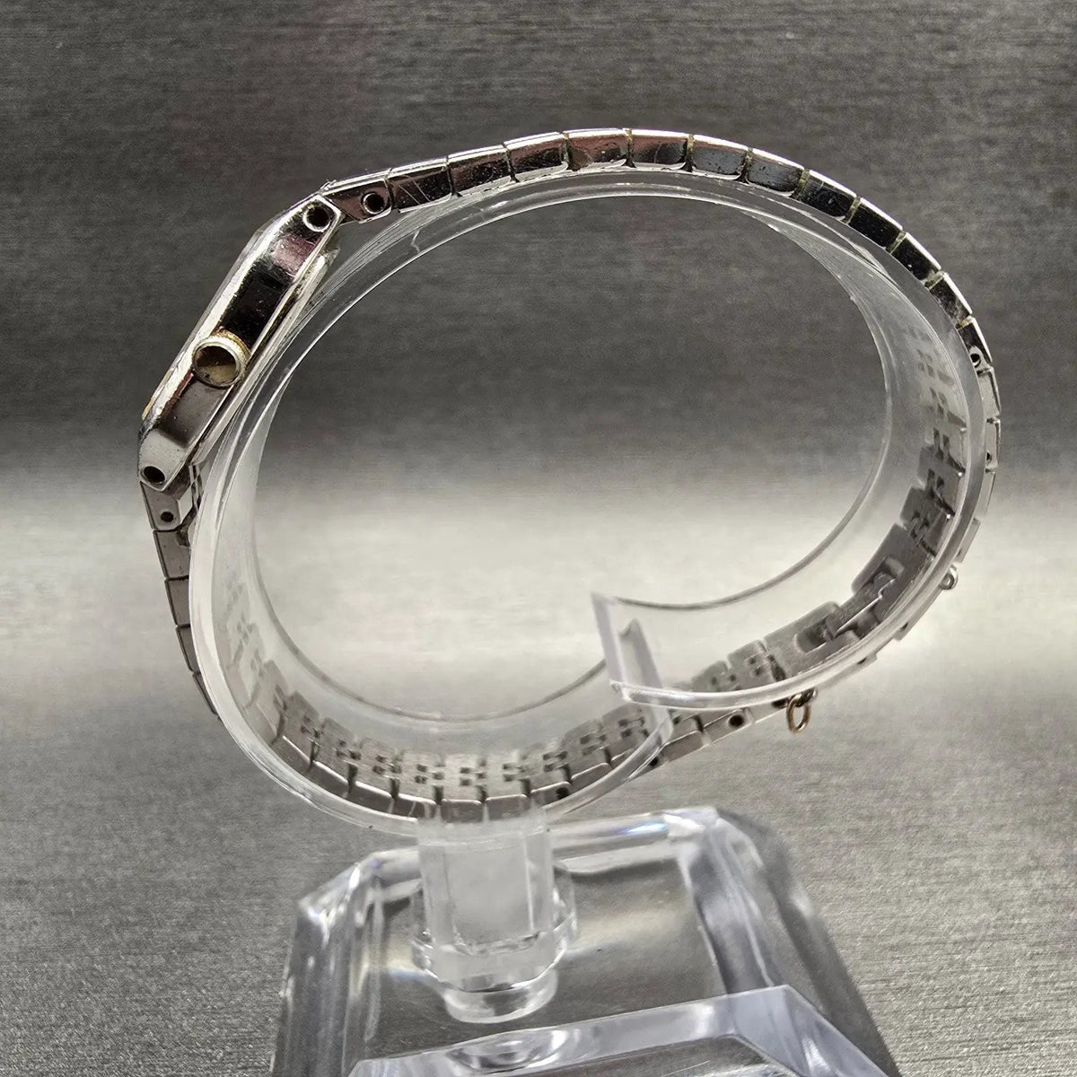 Seiko Watch Women 16mm Silver Dial Two Tone Rectangle 2C20-5209 New Battery VTG6