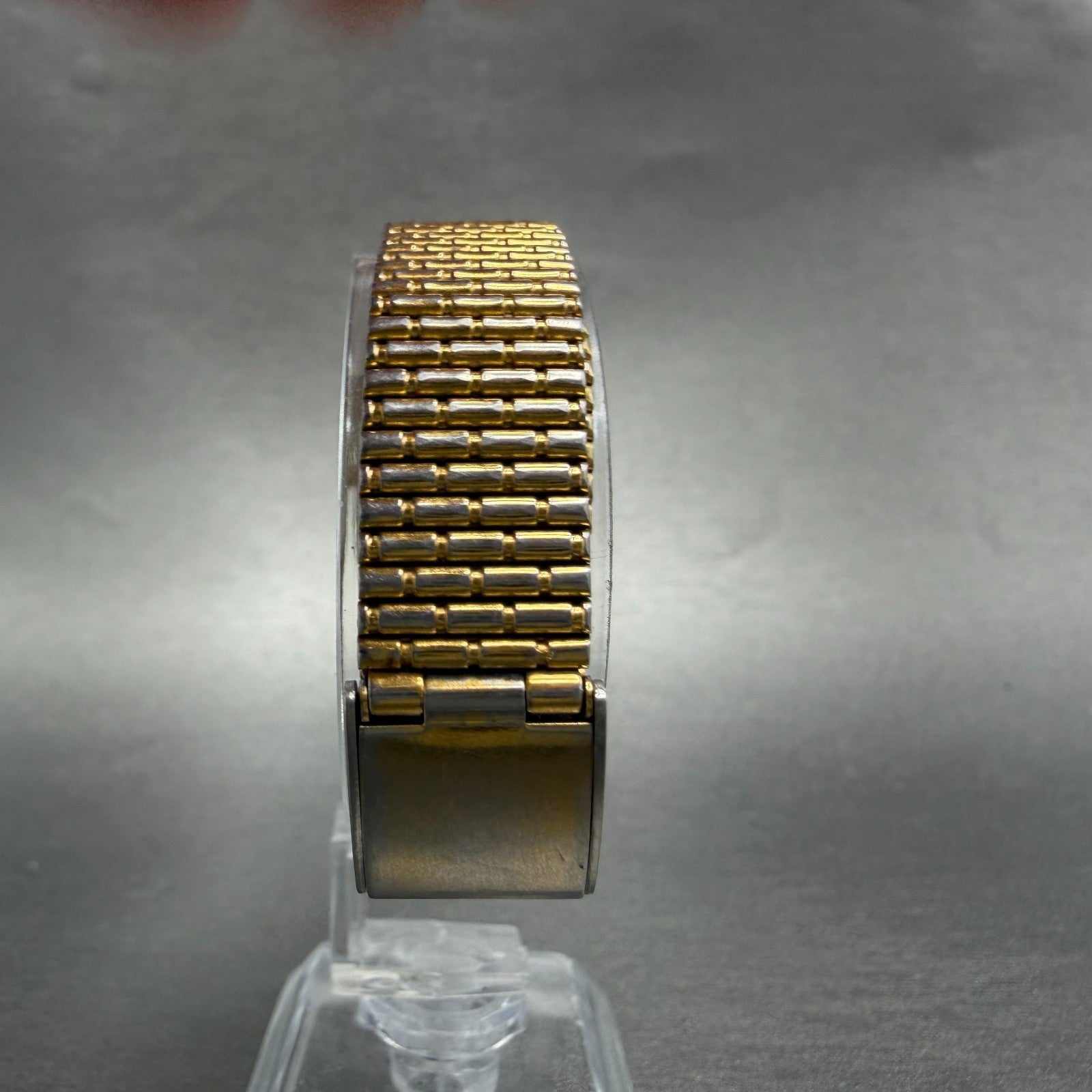 Seiko Tank Watch Women 19mm Champagne Dial Gold Tone 2Y01-5D19 New Battery7