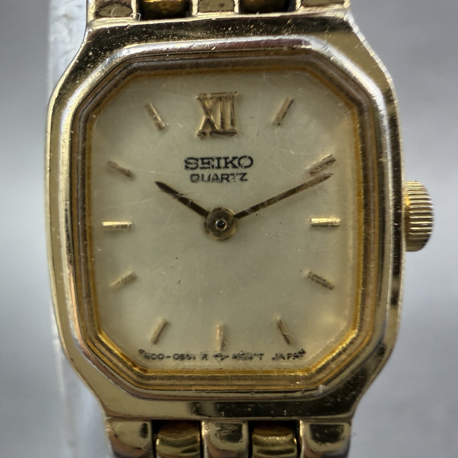 Seiko Tank Watch Women 16mm Champagne Dial Gold Tone 4n00-5249 New Battery ABC1