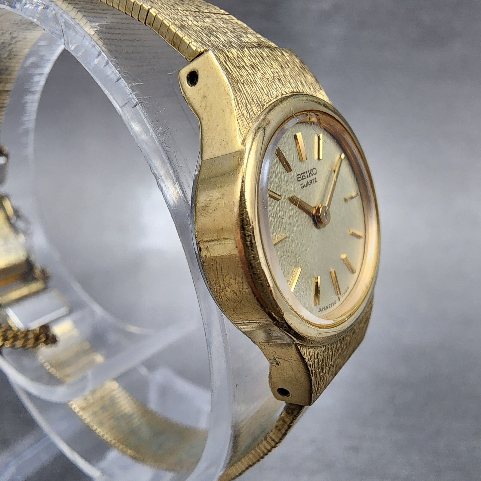 Seiko Watch Women 20mm Cream Dial Gold Tone Oval 23205439 New Battery3