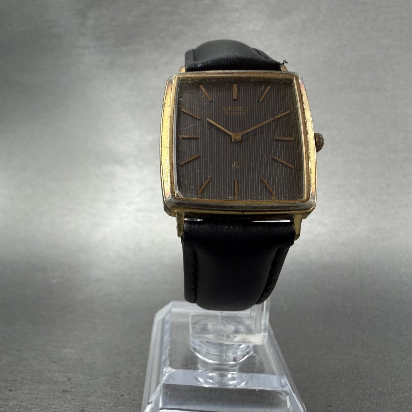 Seiko Tank Watch Men 27mm Black Dial Gold Tone Rectangle 2620-5370 New Battery5