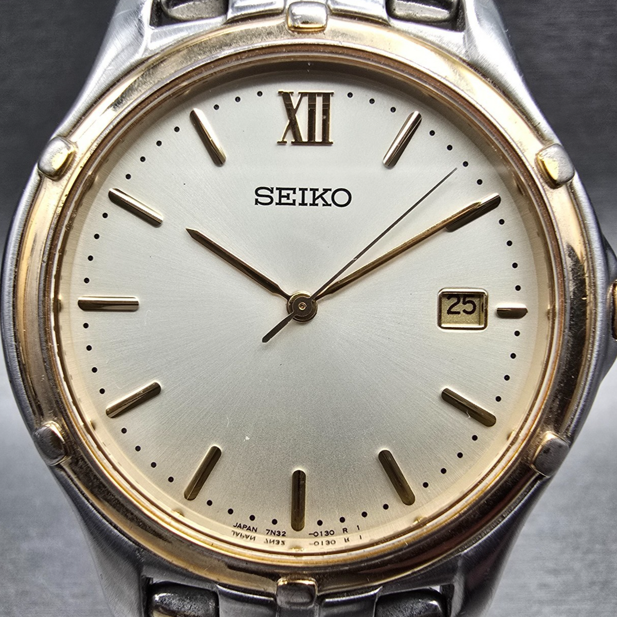 Seiko Watch Men 35mm Champagne Dial Two Tone Date Round 7N32-0100 New Battery1
