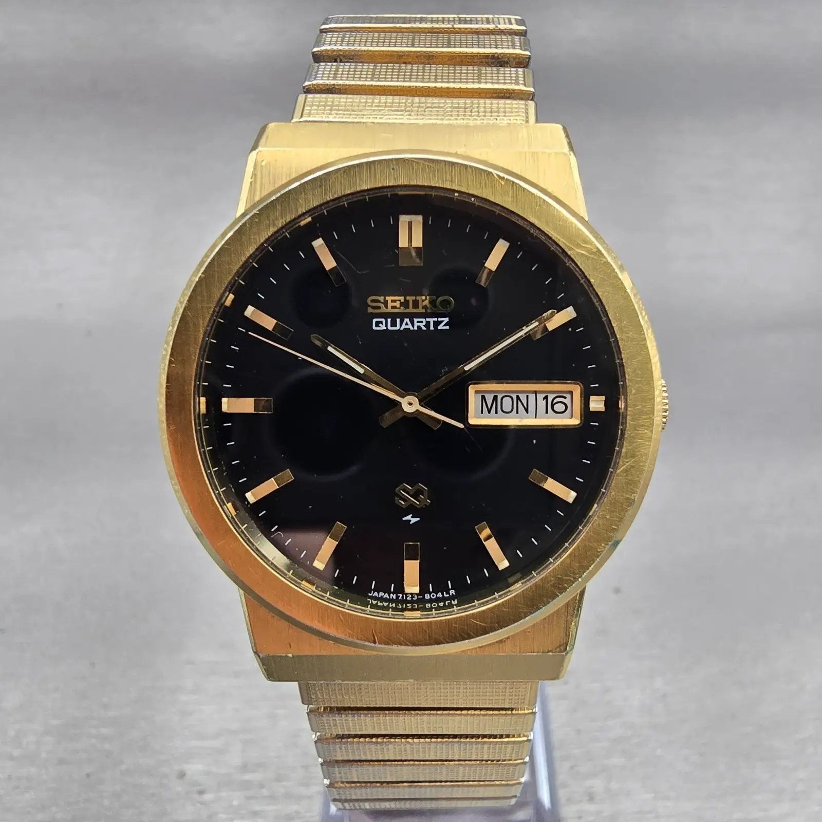 Seiko SQ Watch Men 35mm Black Dial Gold Tone Daydate 7123-8030 New Battery VTG0