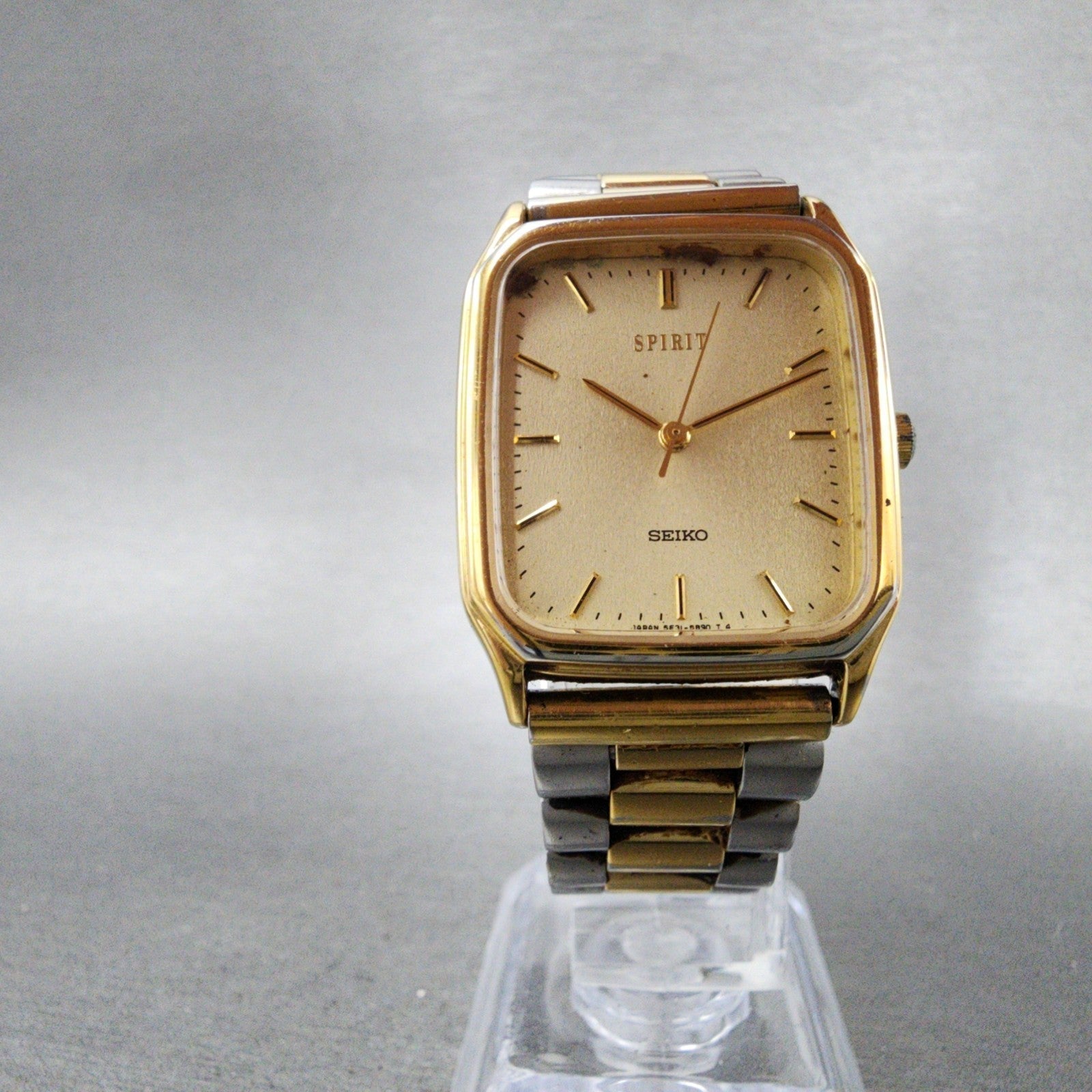Seiko Spirit Tank Watch Men 27mm Gold Dial Gold Tone Rectangle 5E315B50 New Bat5