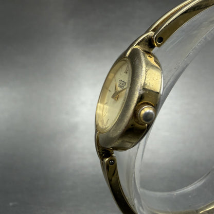 Citizen Watch Women 20mm Champagne Dial Gold Tone Round 5920-S99183 New BatteryA2