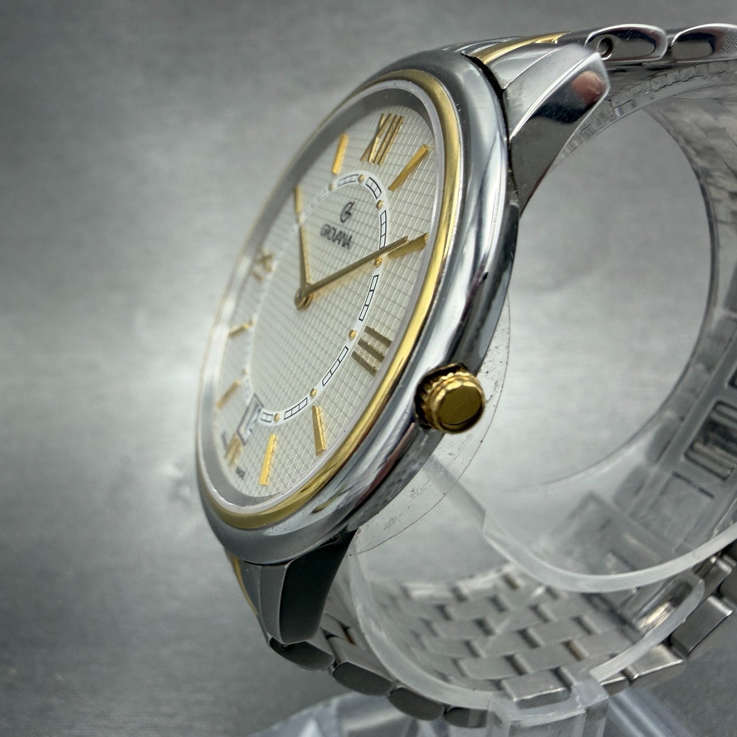 Grovana Watch Men 38mm White Dial Two Tone Date Round New Battery 170812