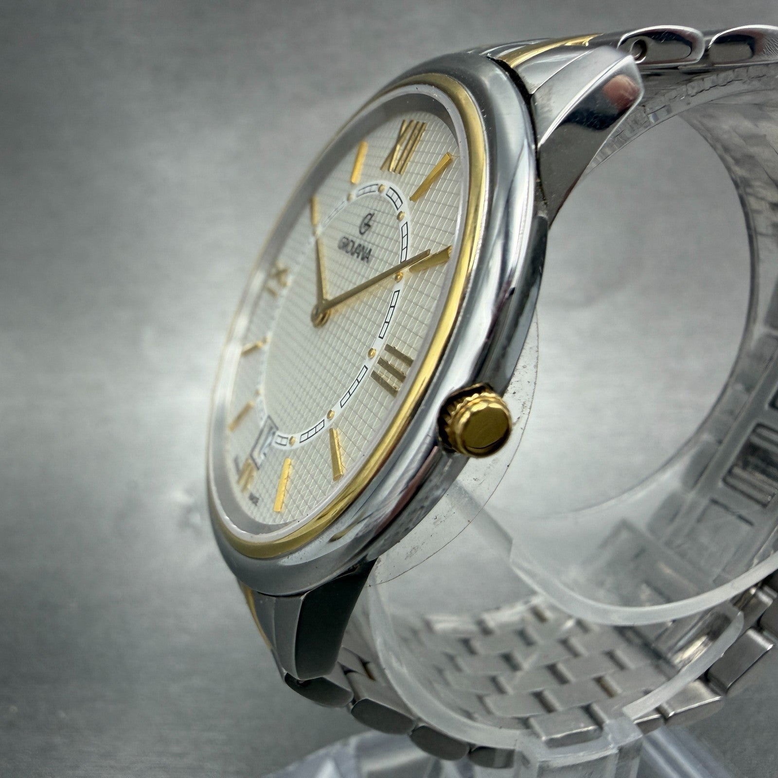 Grovana Watch Men 38mm White Dial Two Tone Date Round New Battery 170812