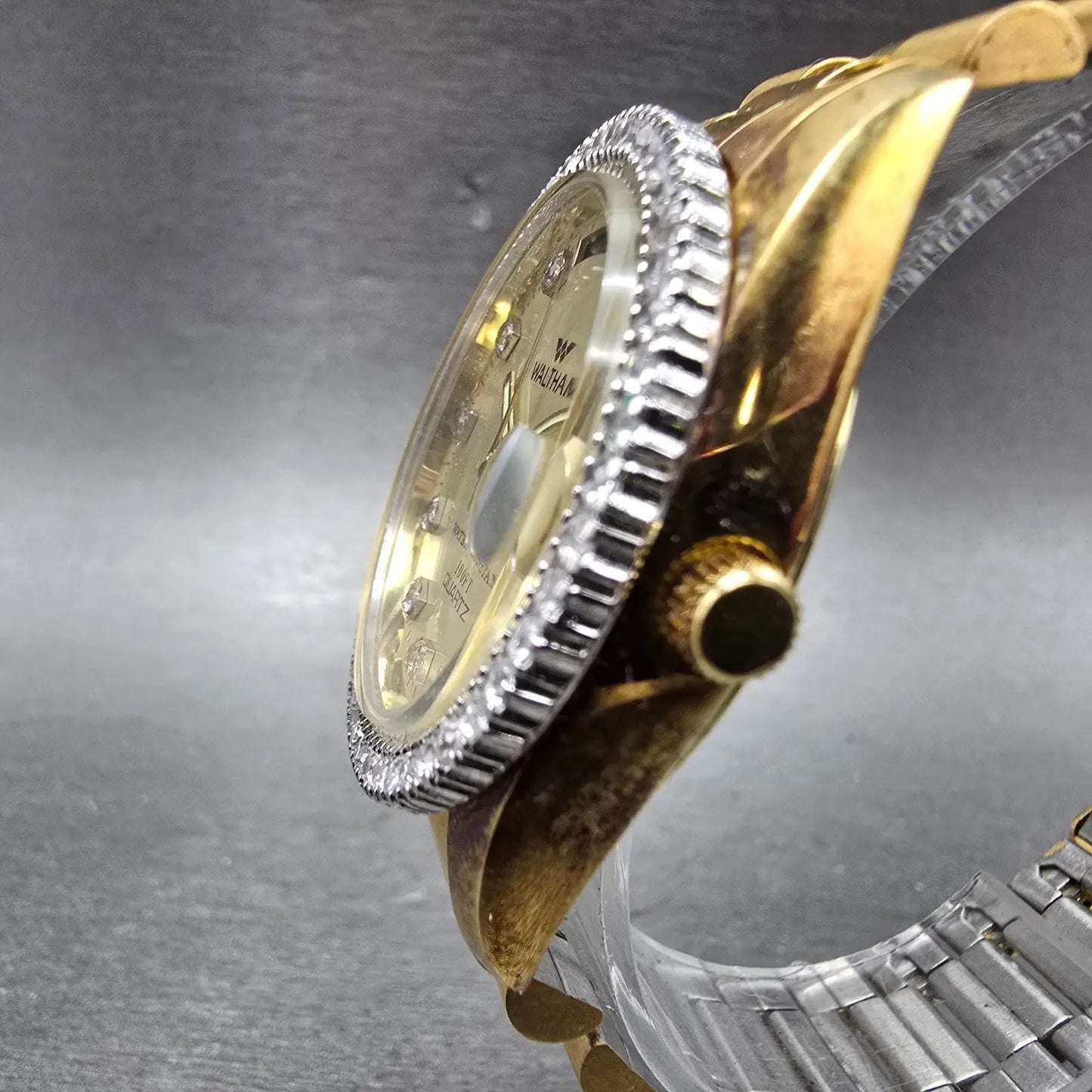 Waltham President Watch Men 36mm Gold Dial Gold Tone Daydate Round New Battery3