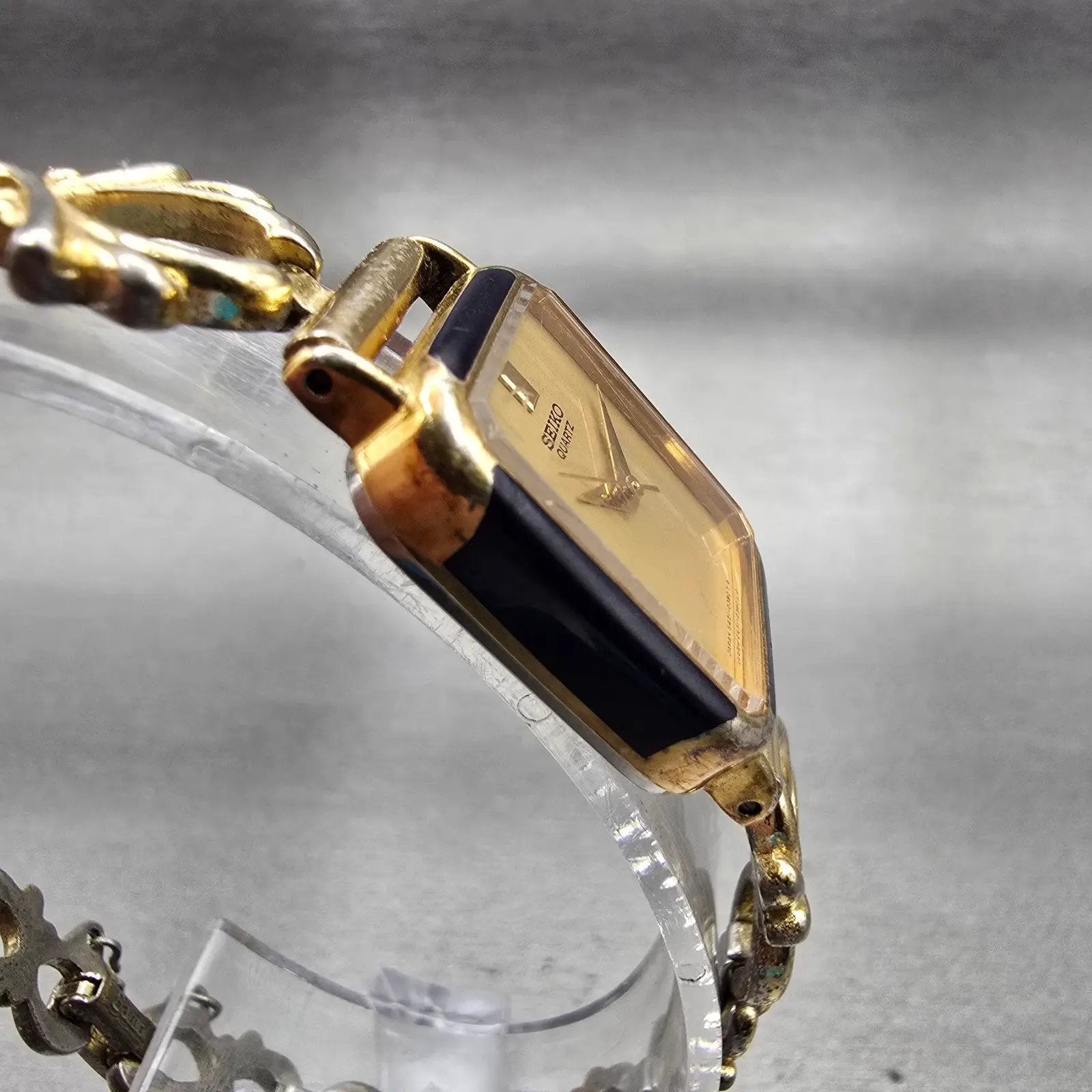 Seiko Watch Women 19mm Gold Dial Gold Tone Rectangle 5421-5160 New Battery VTG3