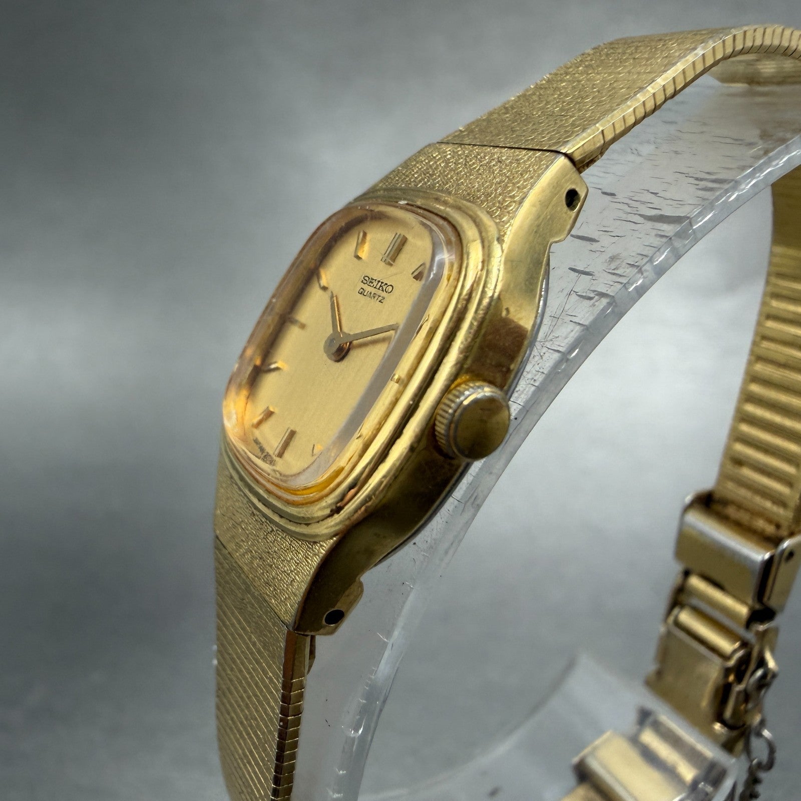Seiko Watch Women 16mm Champagne Dial Gold Tone Square 2C20-5770 New Battery F42
